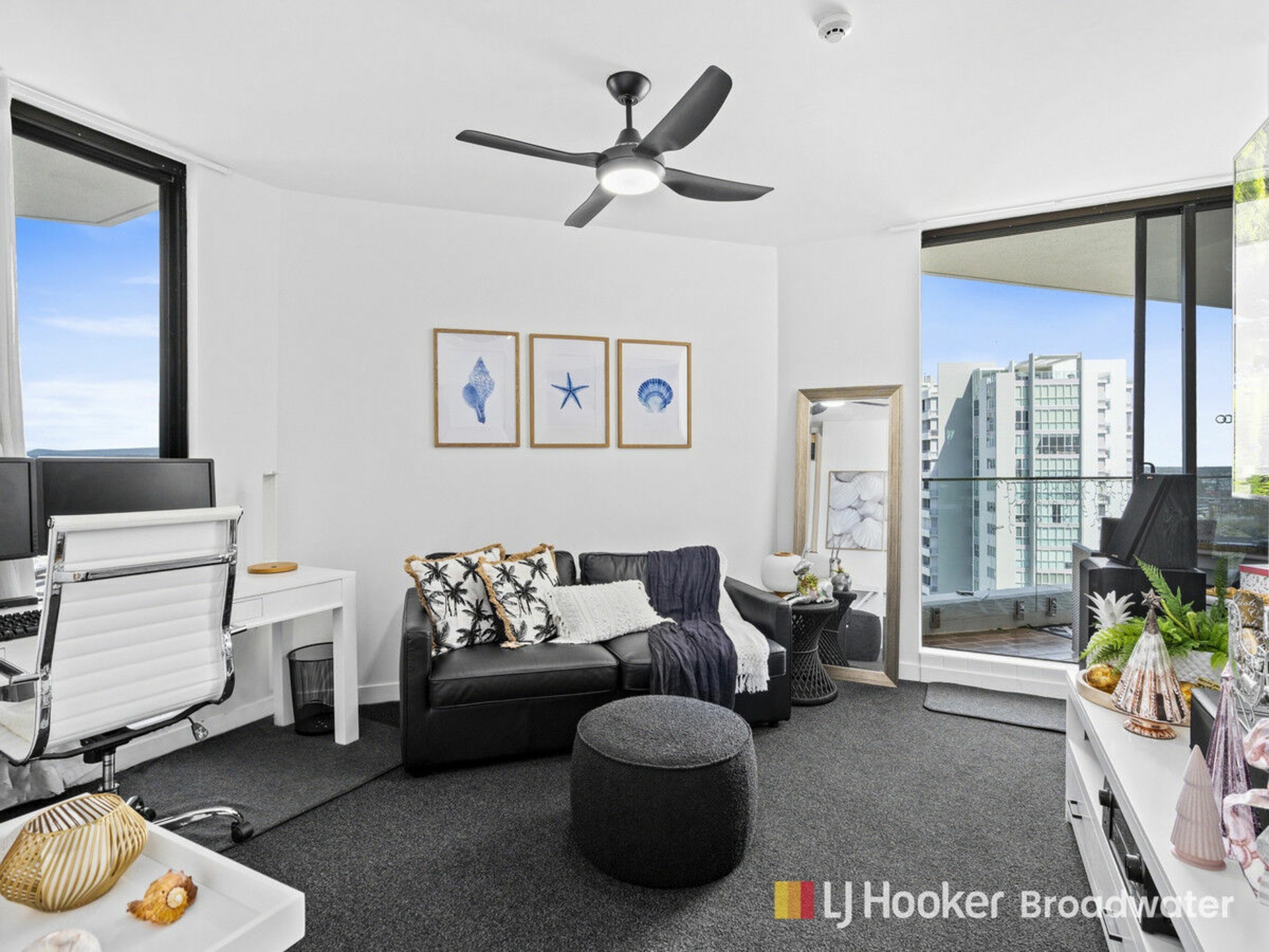 1401/41 Labrador Street, LABRADOR