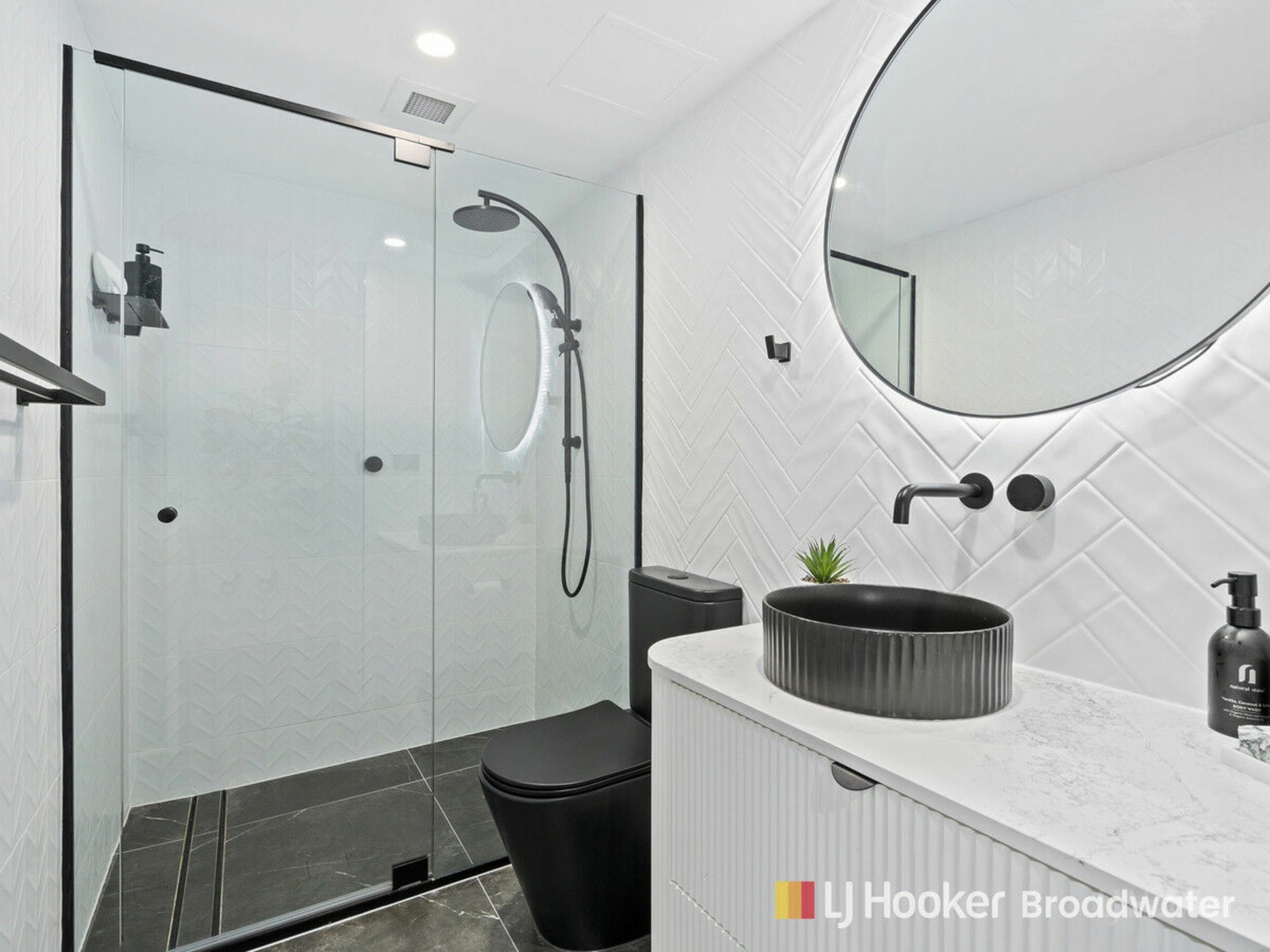 1401/41 Labrador Street, LABRADOR