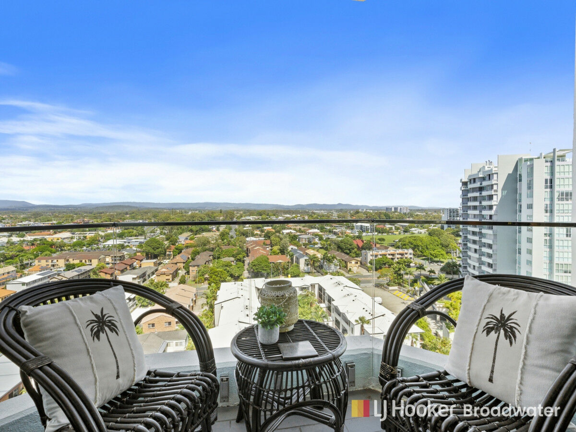1401/41 Labrador Street, LABRADOR