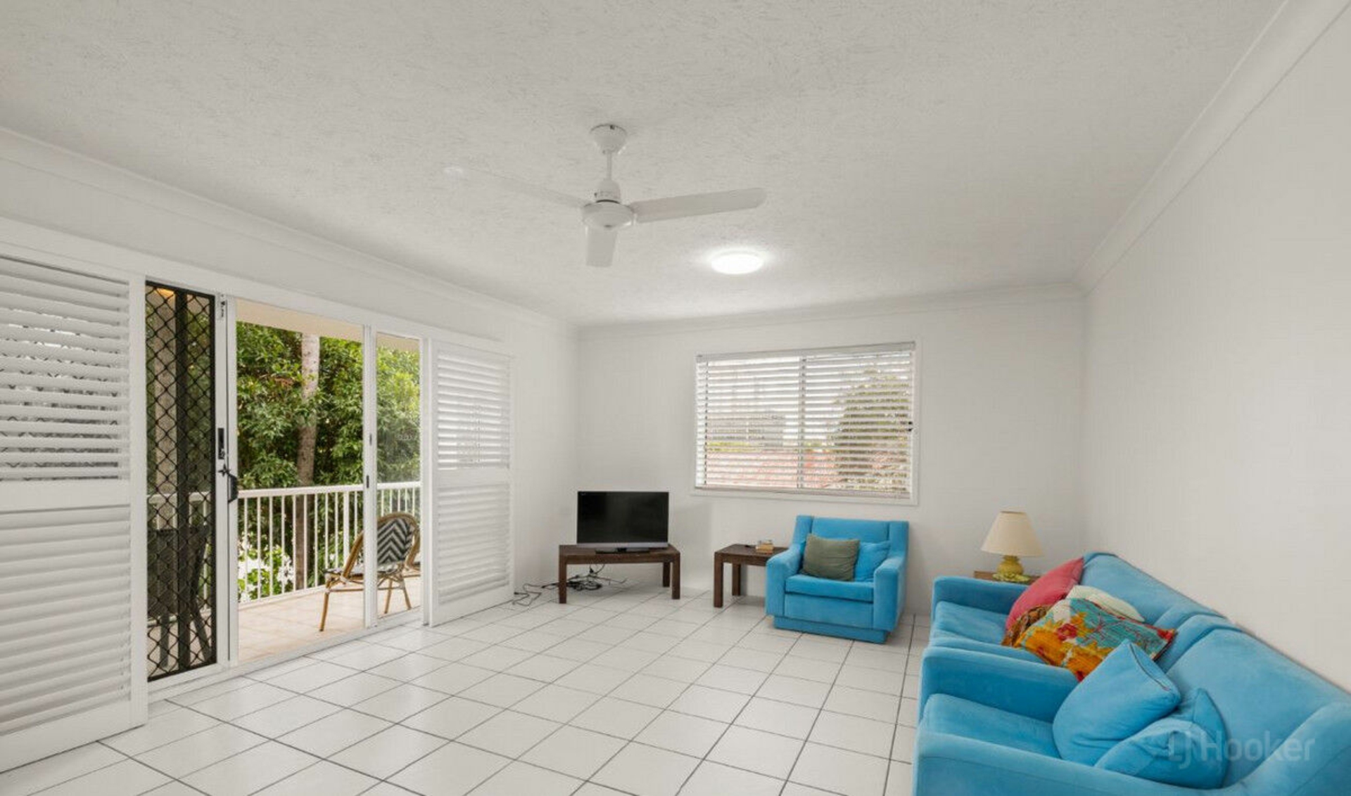 2/145 Muir Street, LABRADOR