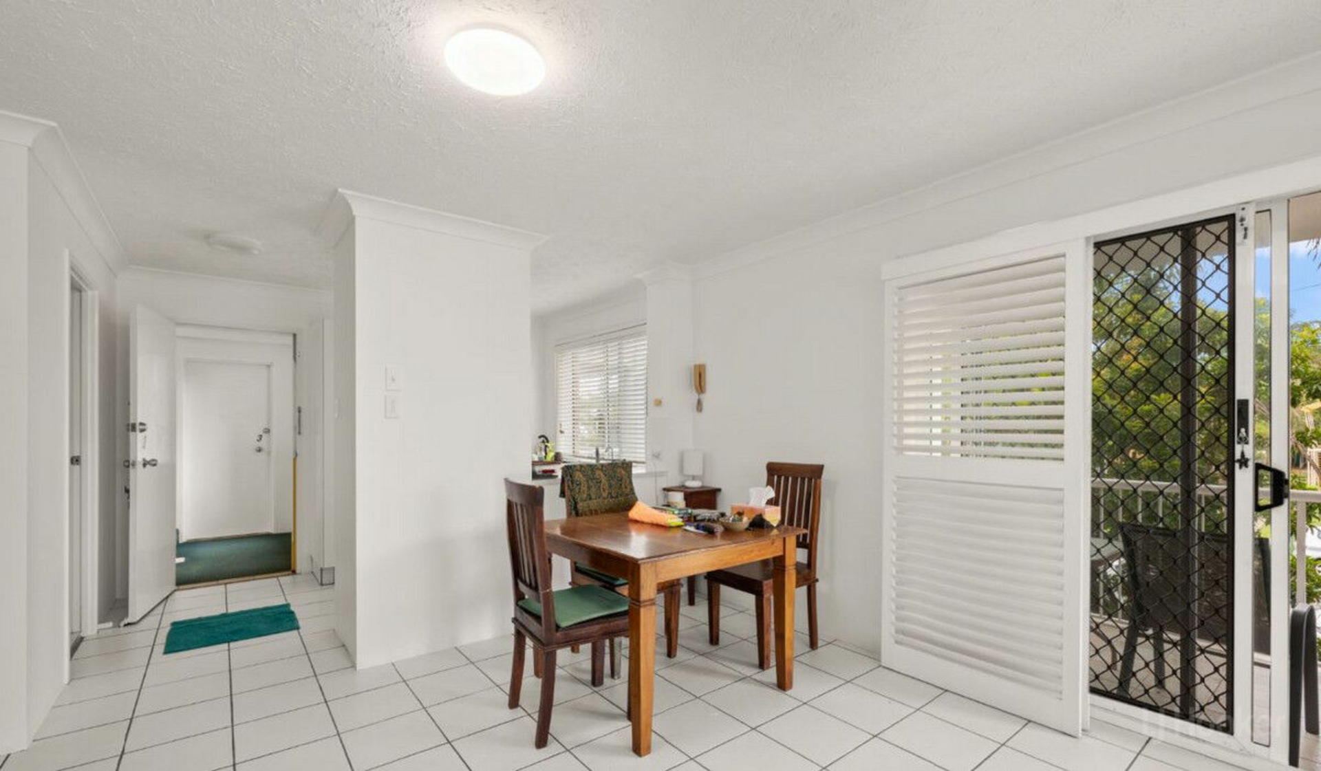 2/145 Muir Street, LABRADOR