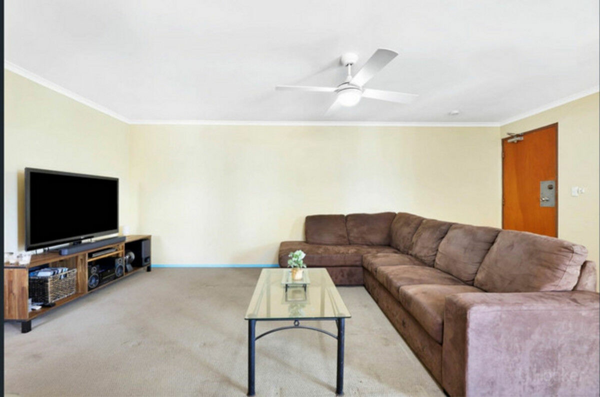 18/28 Hunter Avenue, LABRADOR