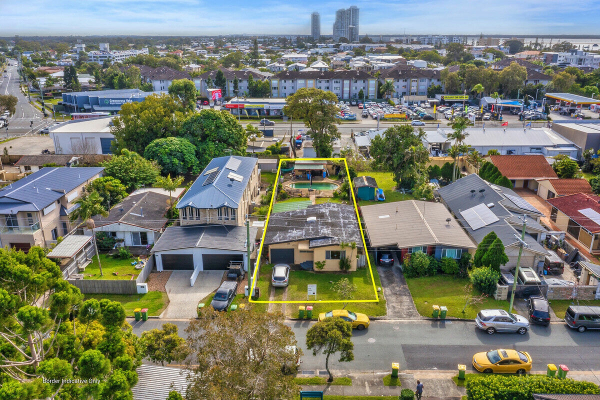 11 Nevenia Street, LABRADOR