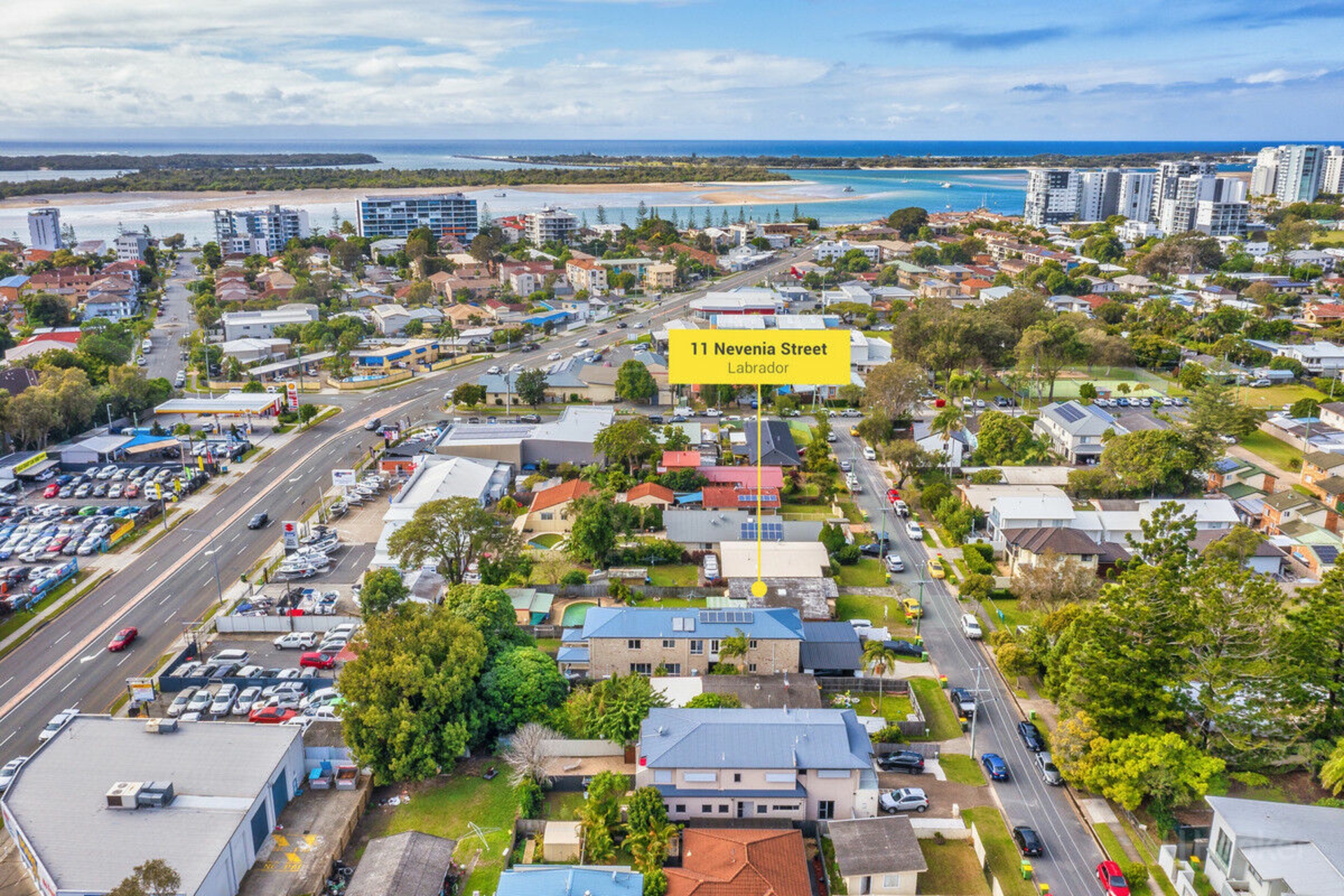 11 Nevenia Street, LABRADOR
