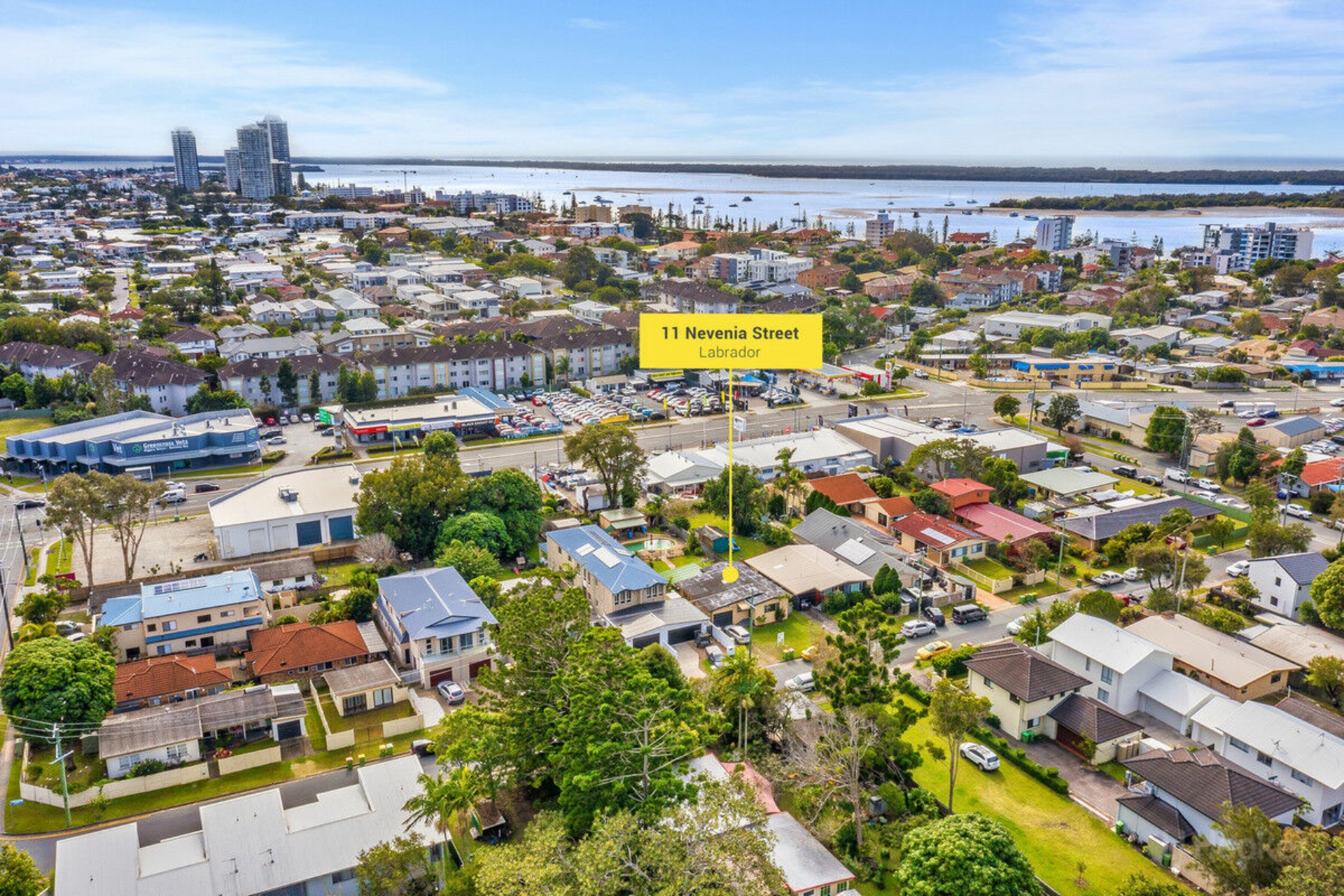 11 Nevenia Street, LABRADOR