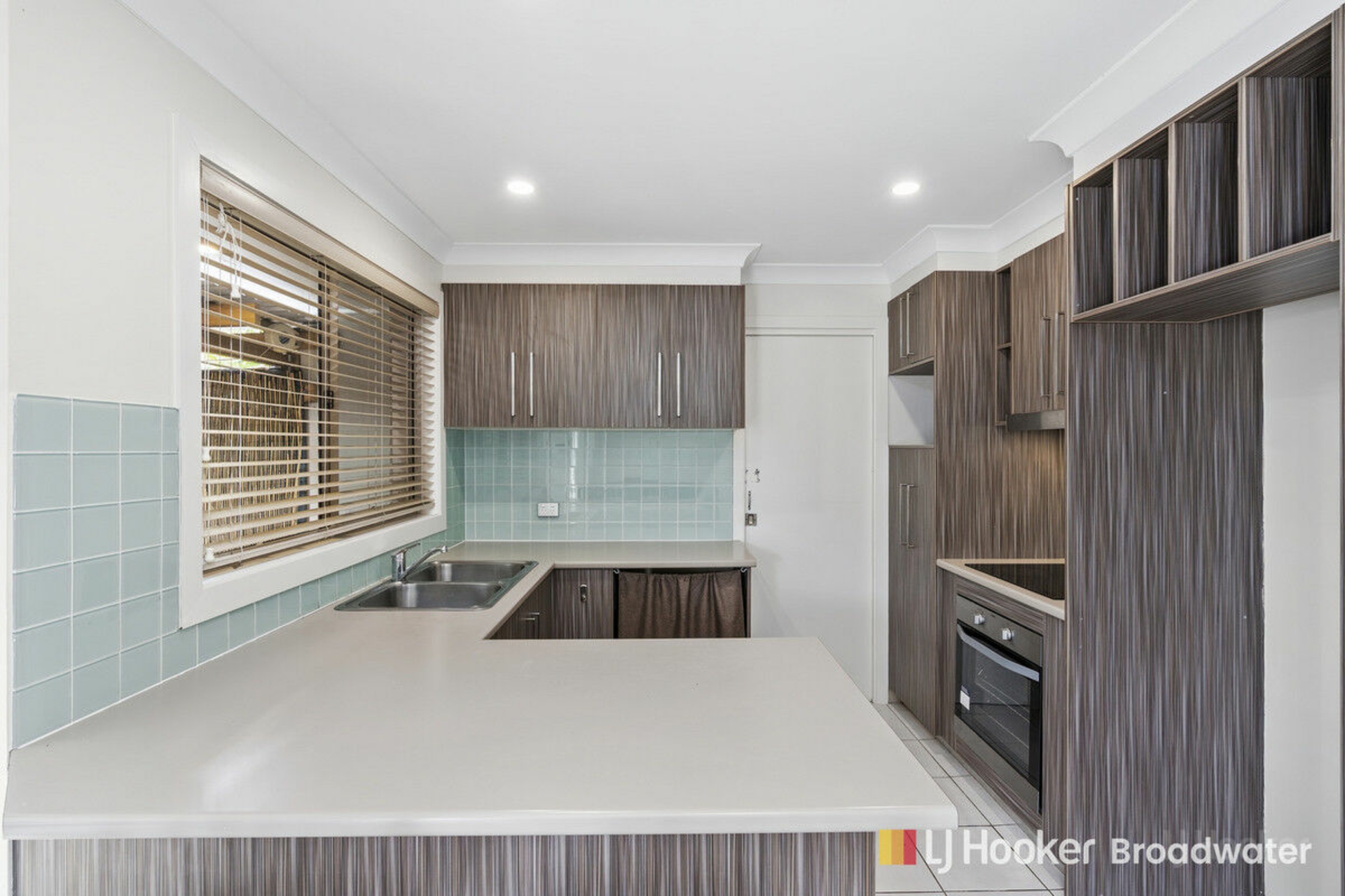 1/9 Stephanie Court, LABRADOR