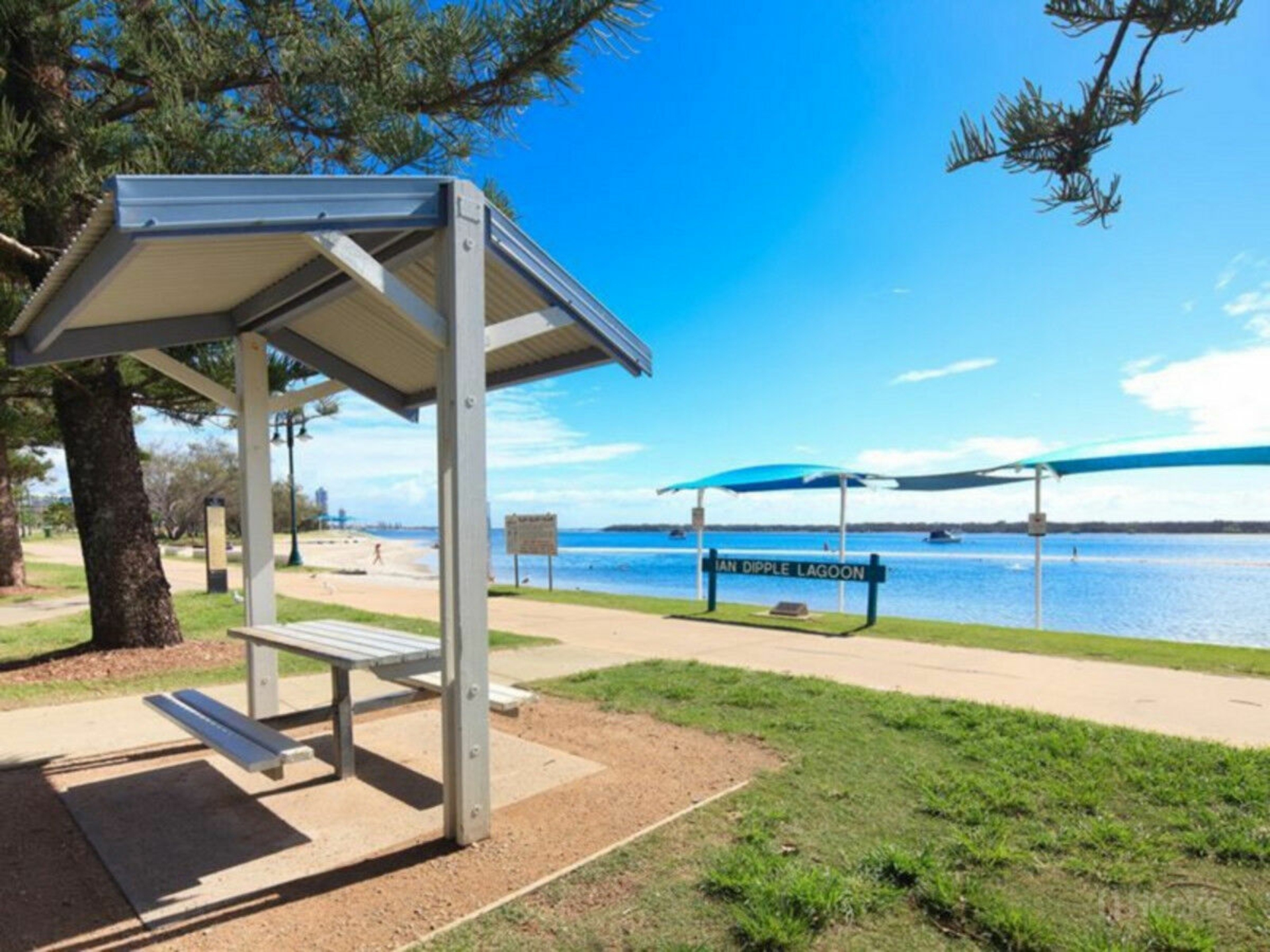 1/9 Stephanie Court, LABRADOR