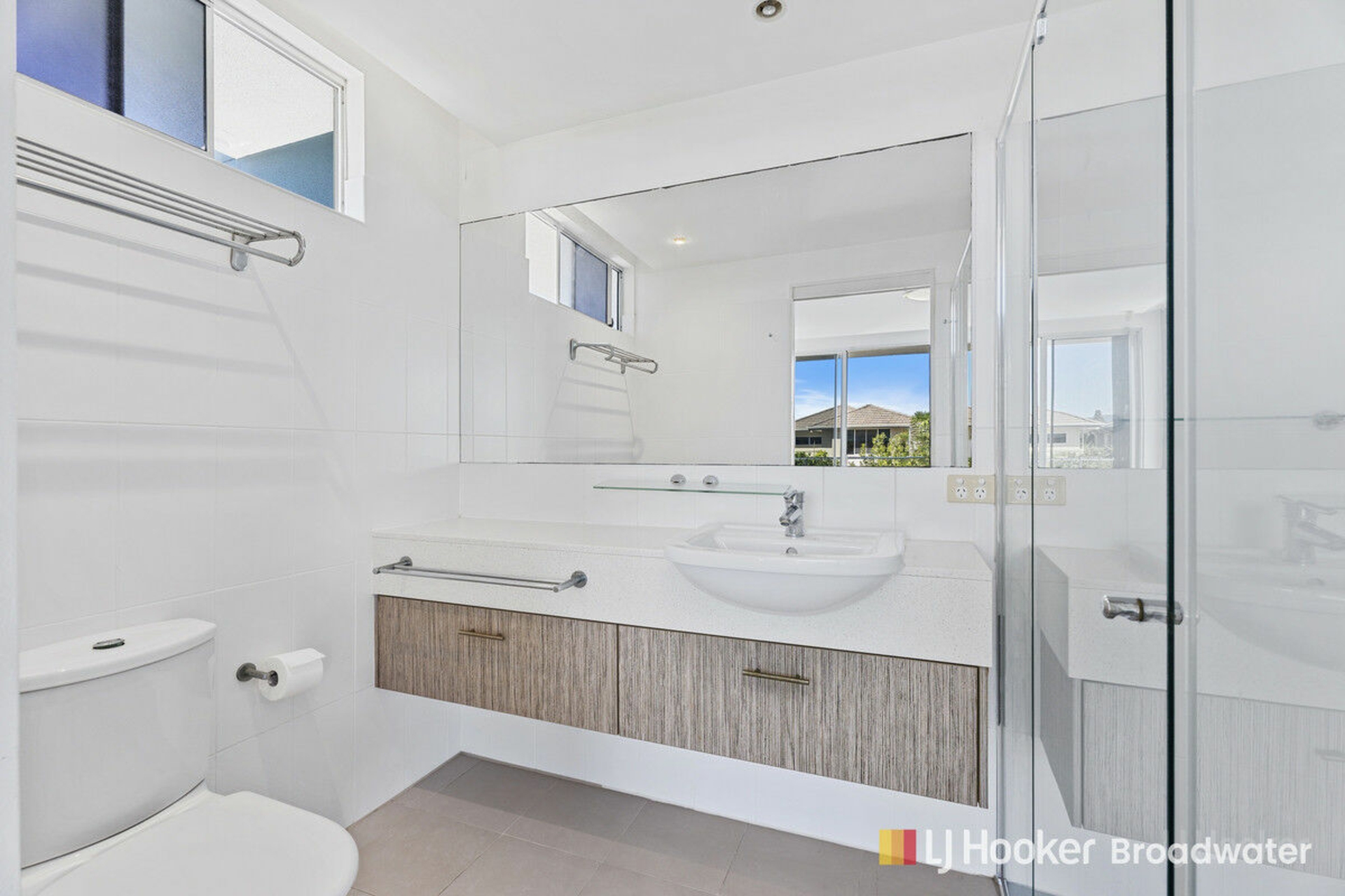 3202/2 Activa Way, HOPE ISLAND