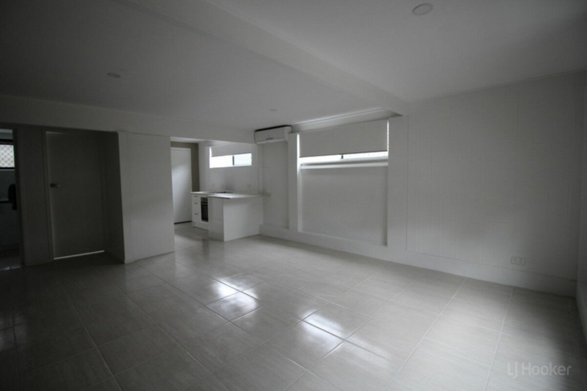 1a/56 Imperial Parade, LABRADOR