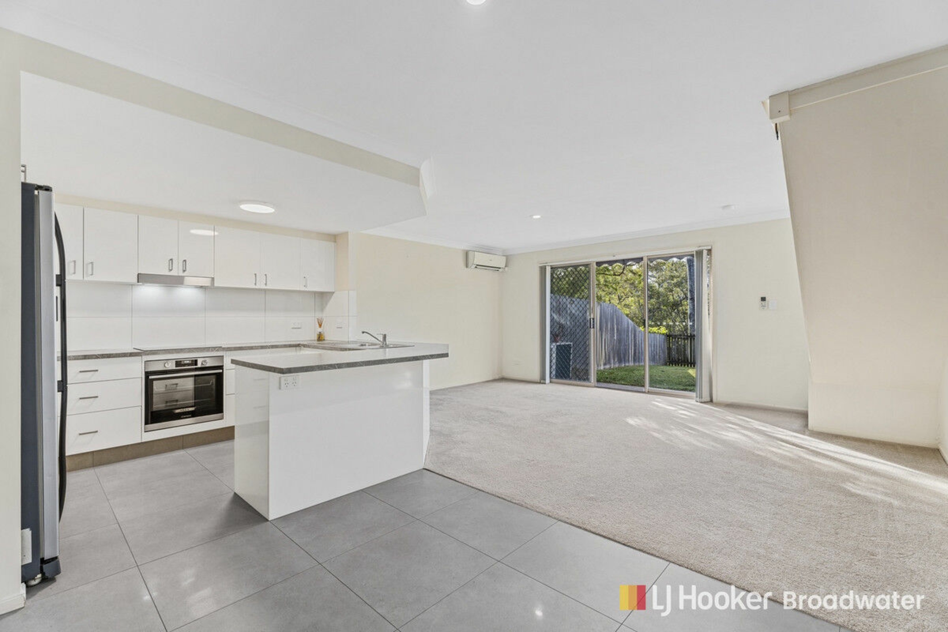 10/75 Brown Street, LABRADOR