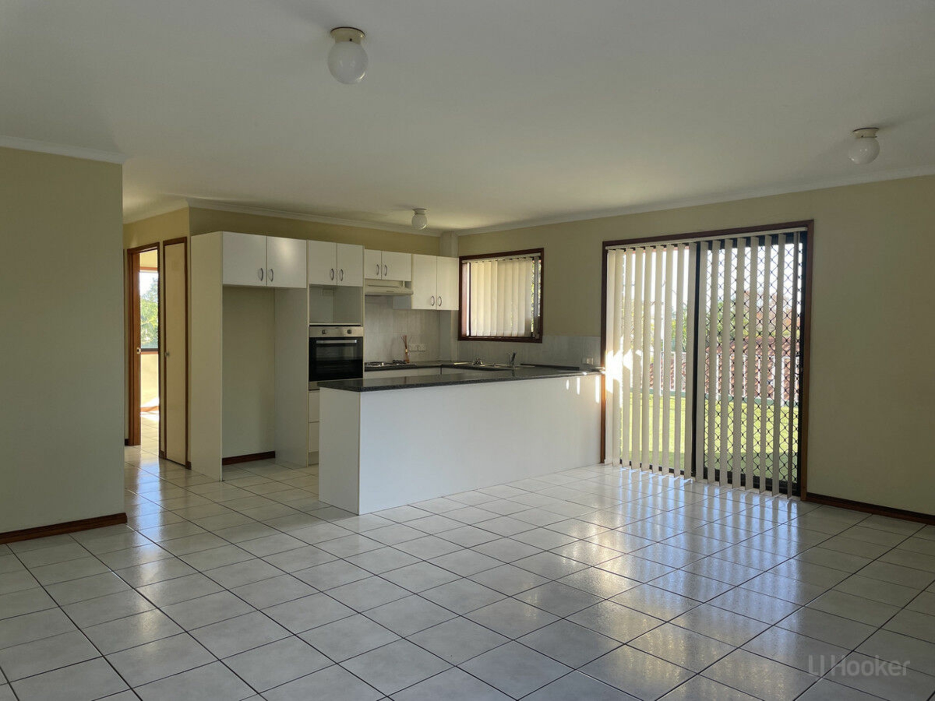 10/3 Ahern Street, LABRADOR