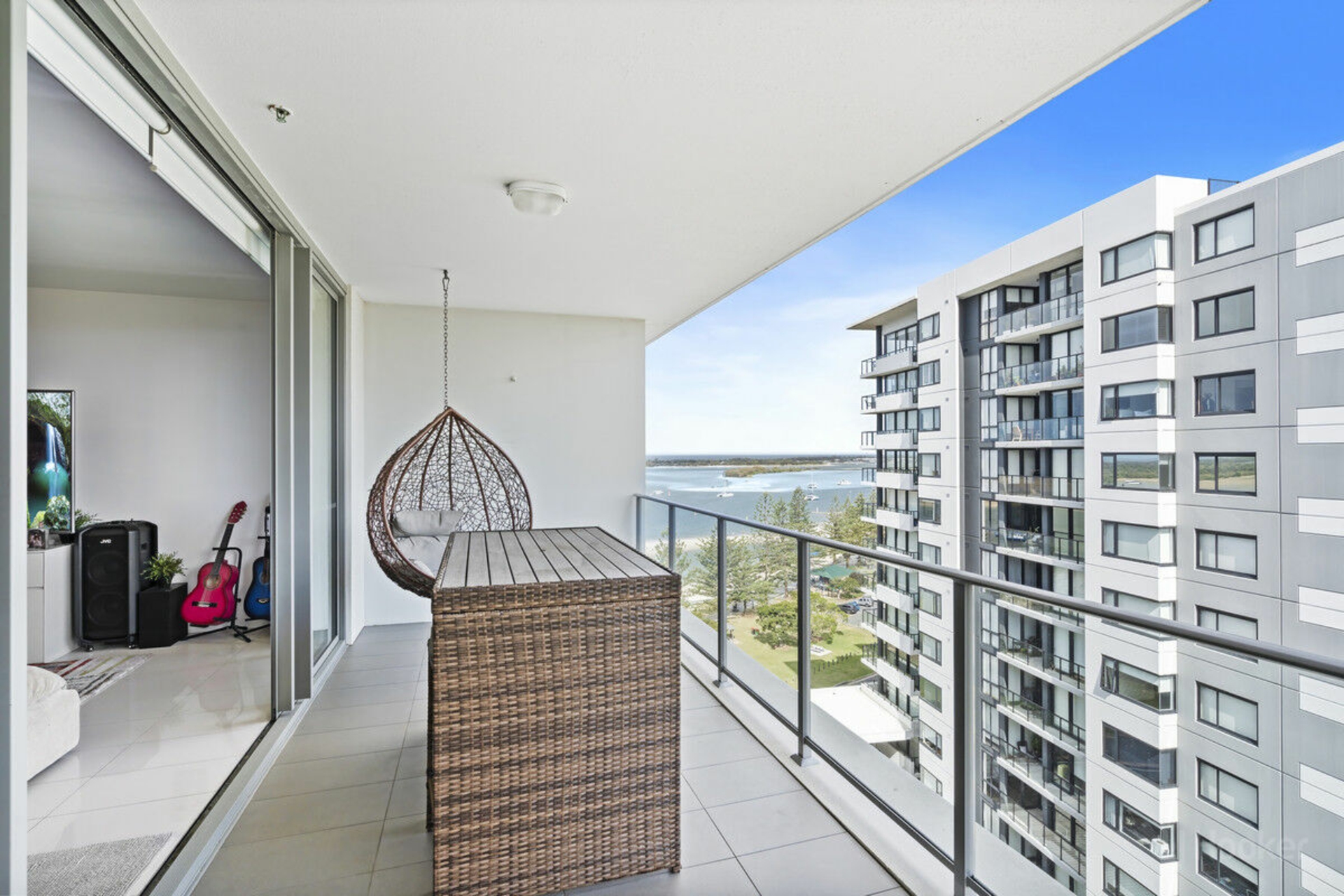 807/378 Marine Parade, LABRADOR
