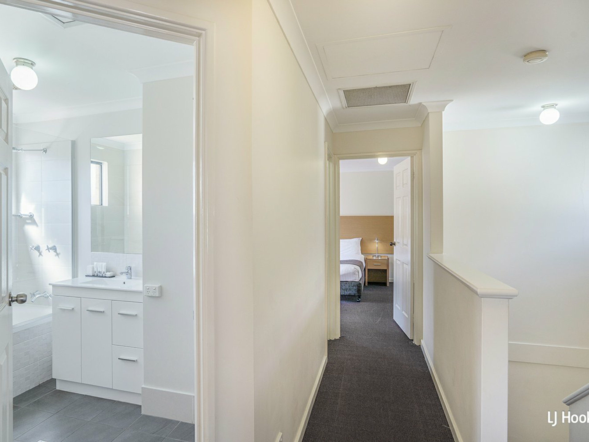 10/12 Kimberley Street, BELMONT