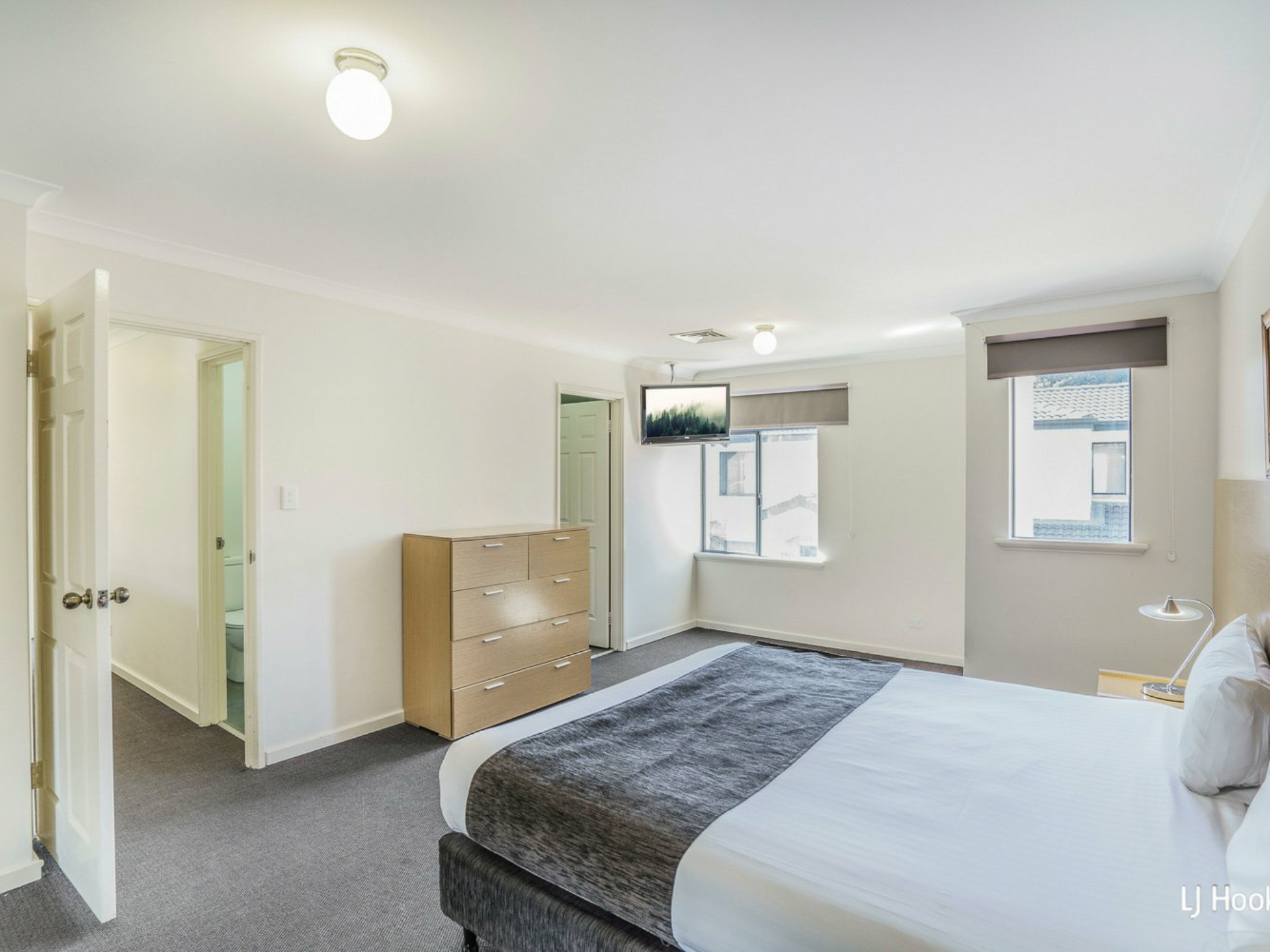 10/12 Kimberley Street, BELMONT