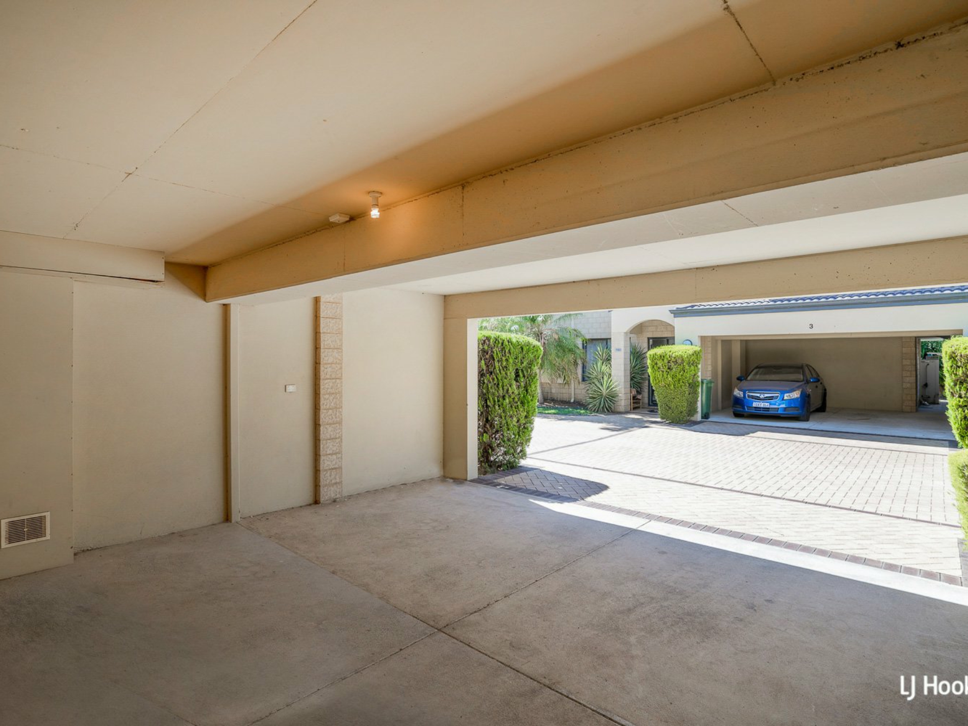 10/12 Kimberley Street, BELMONT