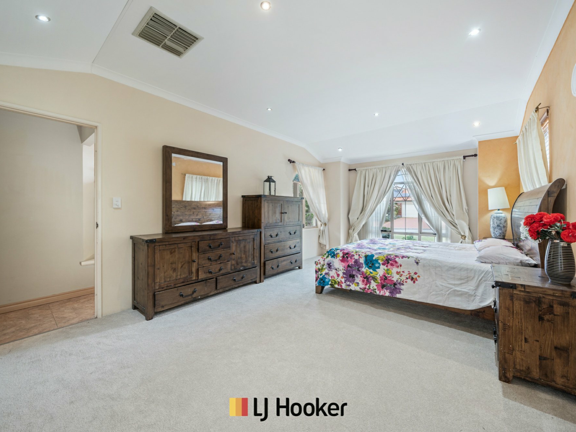 5 Rosea Court, THORNLIE