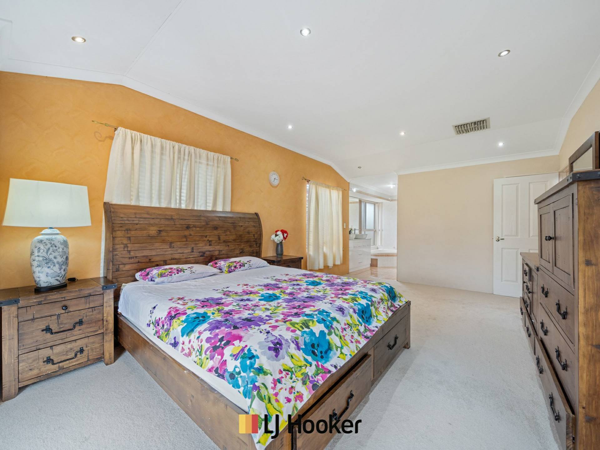 5 Rosea Court, THORNLIE