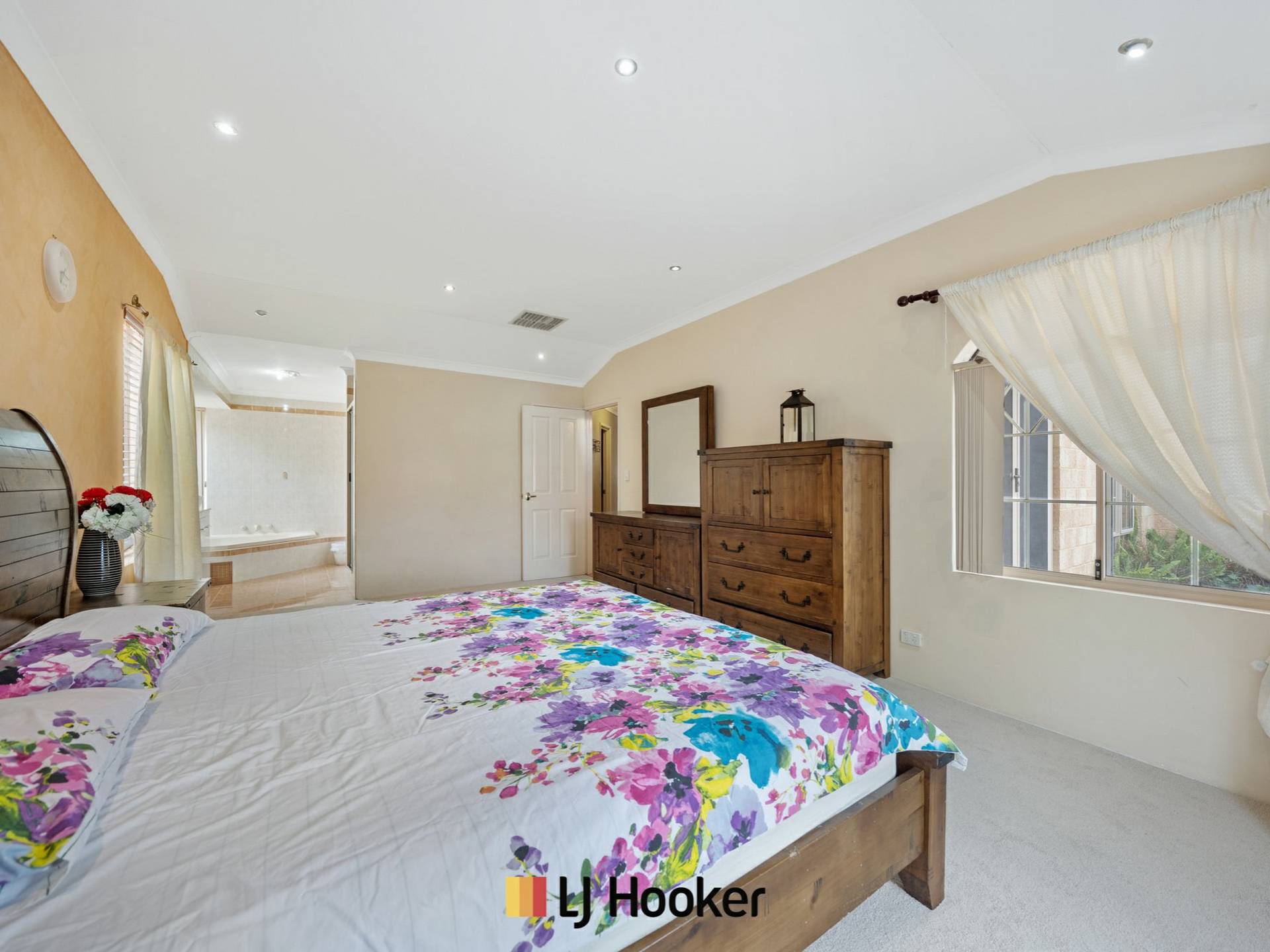 5 Rosea Court, THORNLIE