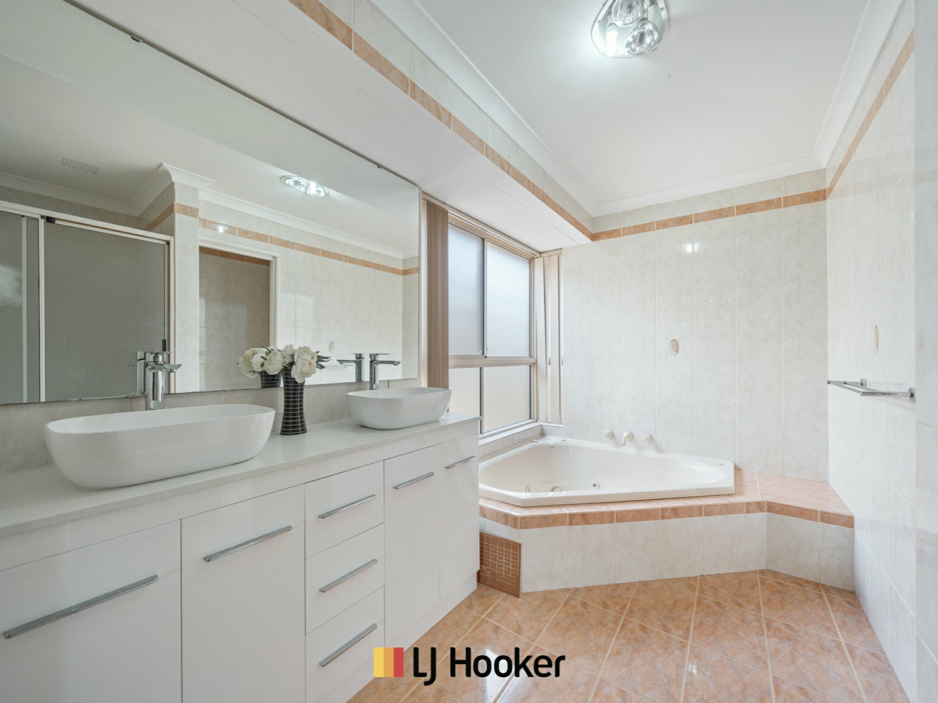 5 Rosea Court, THORNLIE