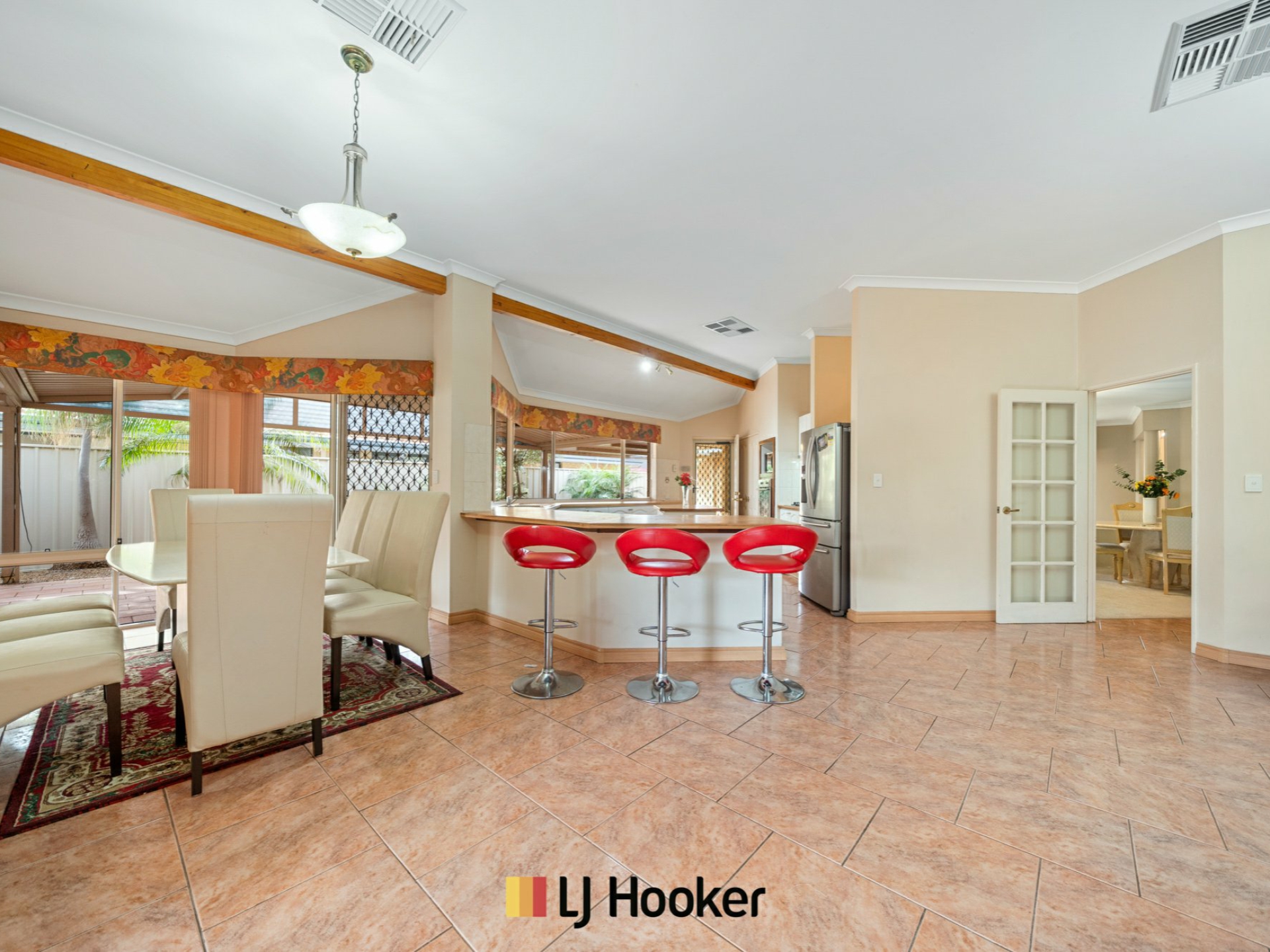 5 Rosea Court, THORNLIE