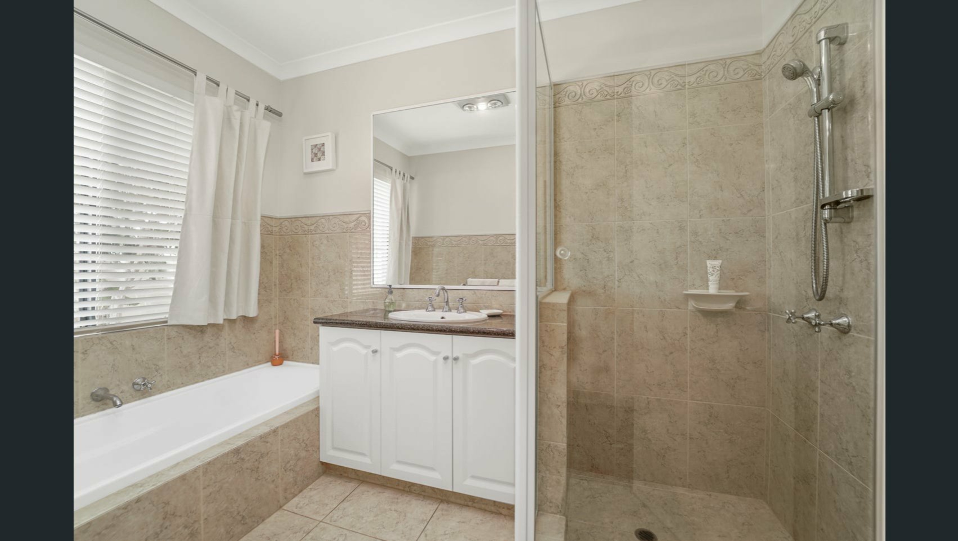 2 Ferentino Rd, STIRLING