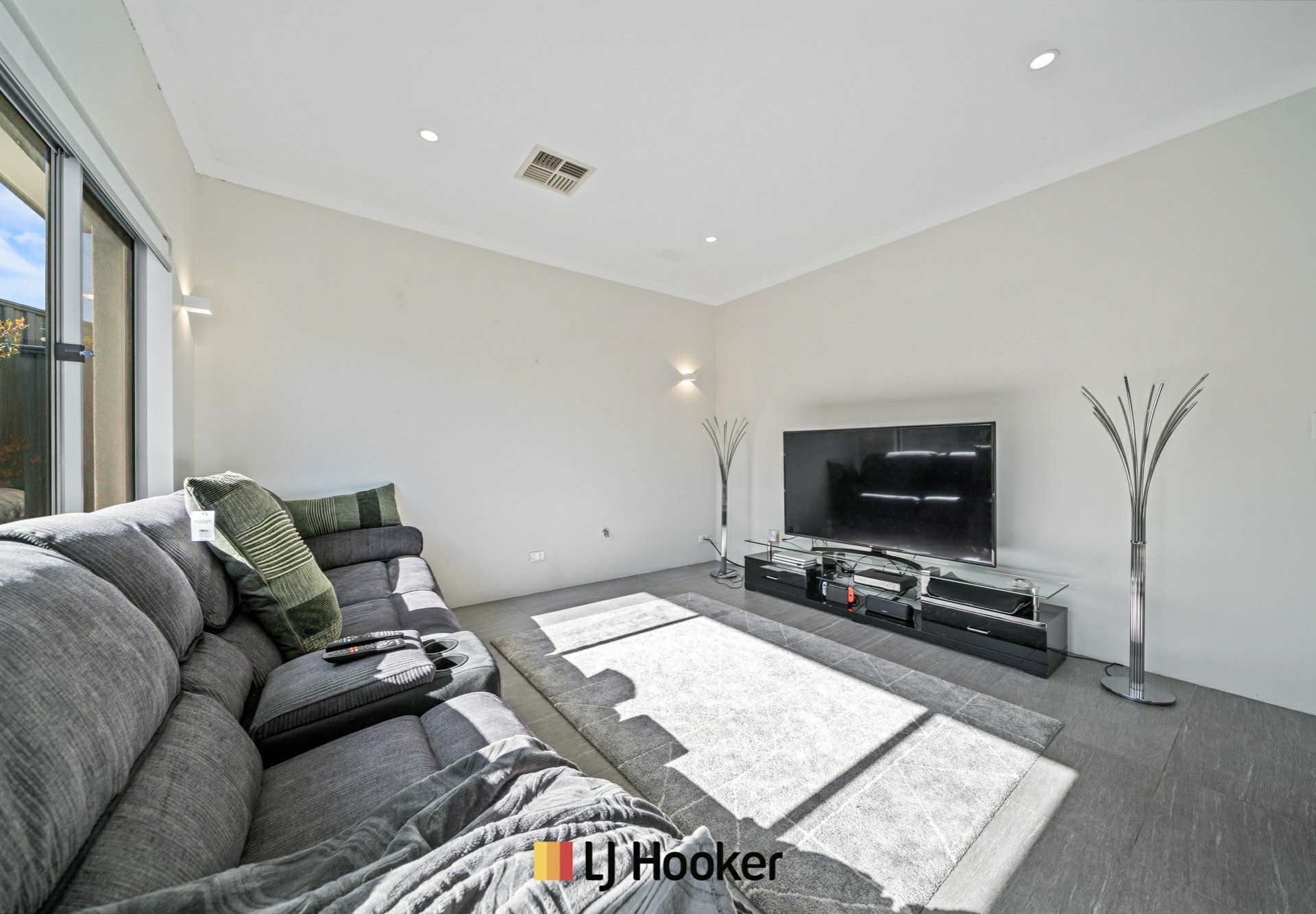 12B Martelli Place, STIRLING