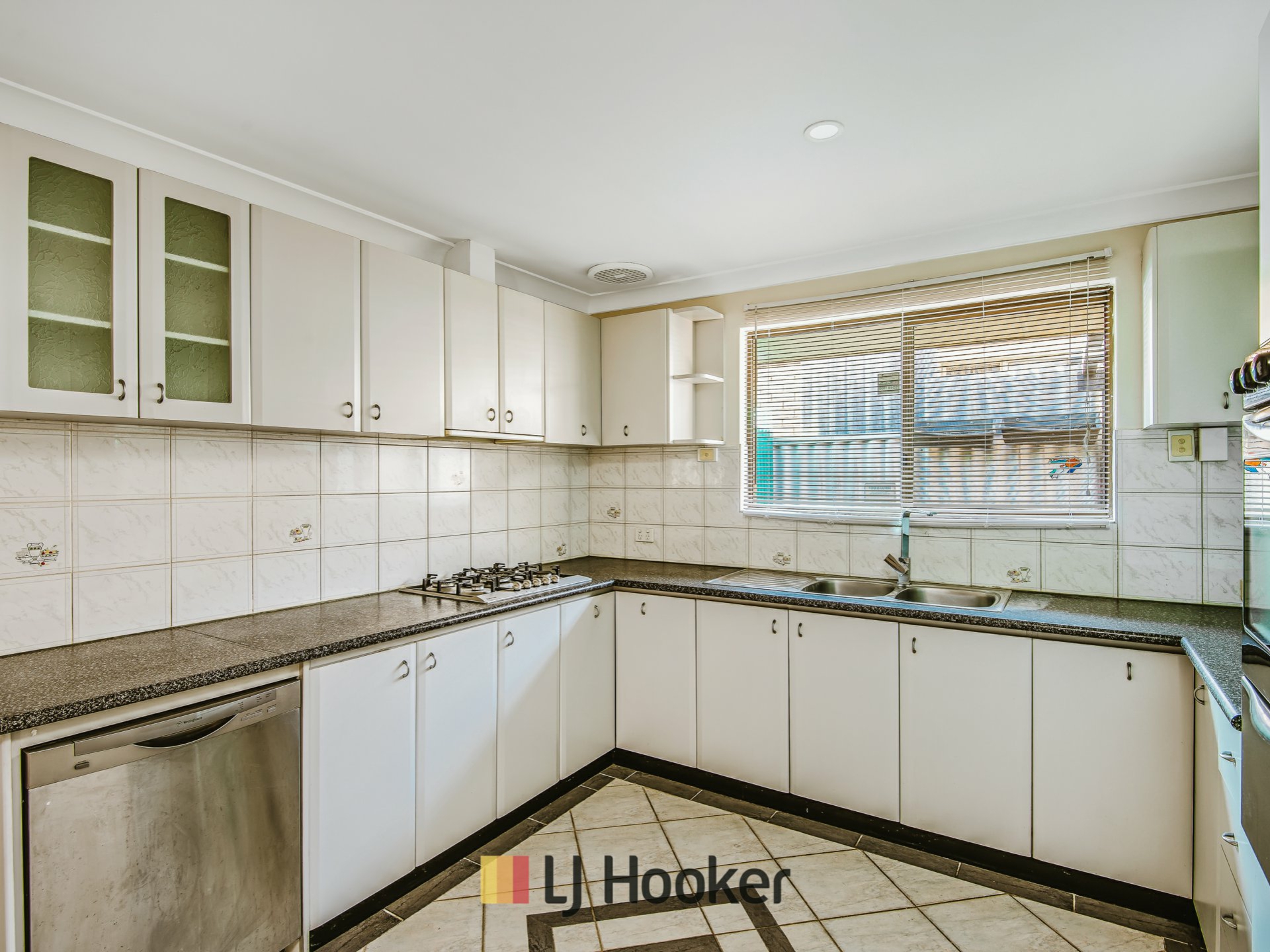 5 Staunton Grove, MIRRABOOKA