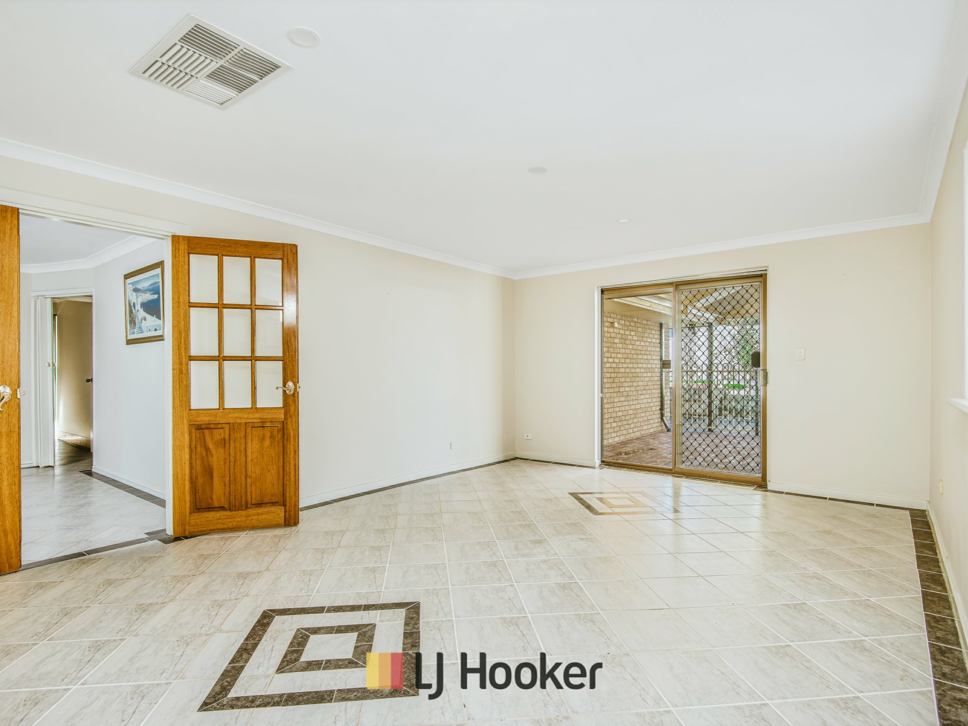 5 Staunton Grove, MIRRABOOKA