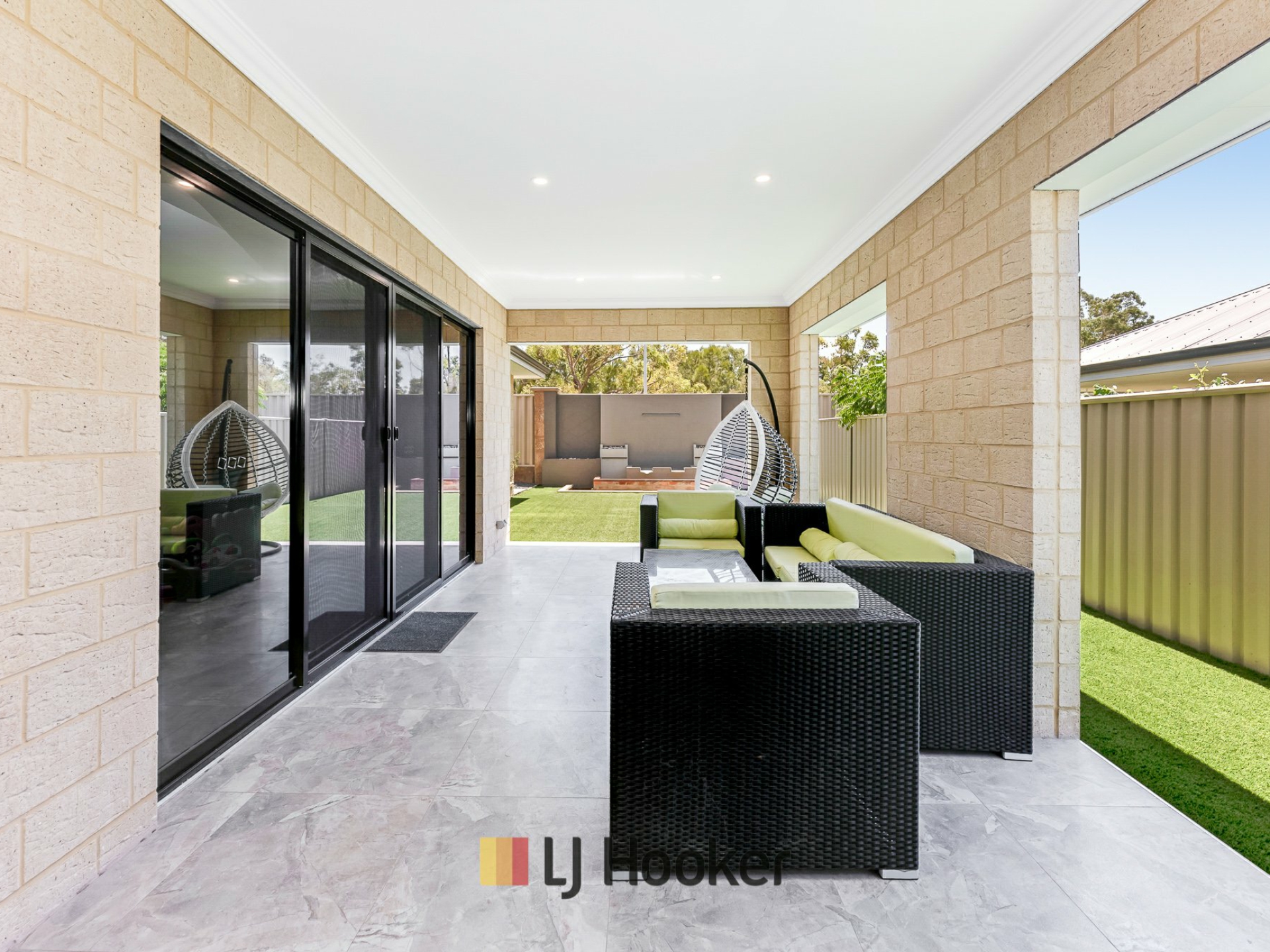 61 Barbarossa Drive, CAVERSHAM