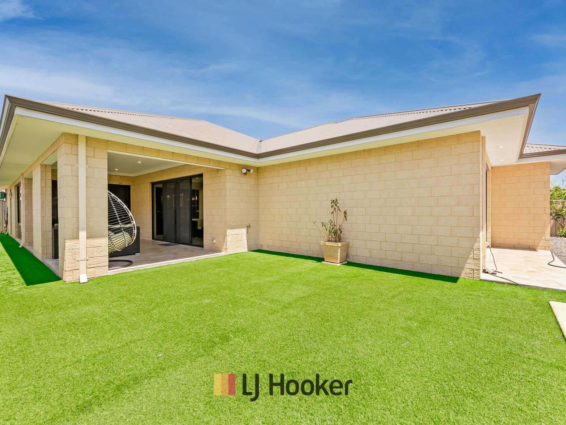 61 Barbarossa Drive, CAVERSHAM