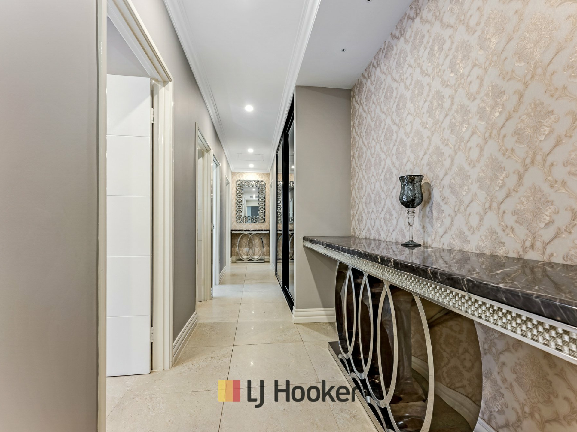61 Barbarossa Drive, CAVERSHAM