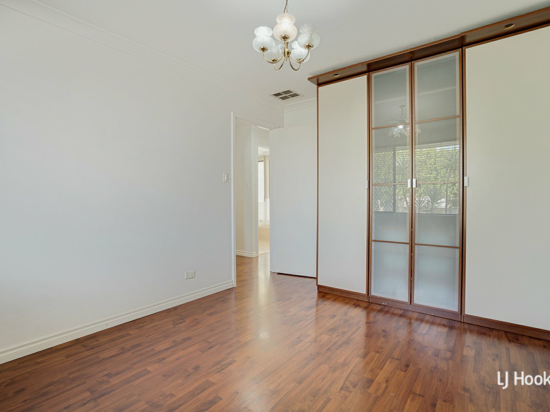 35 Gossamer Avenue, MIRRABOOKA