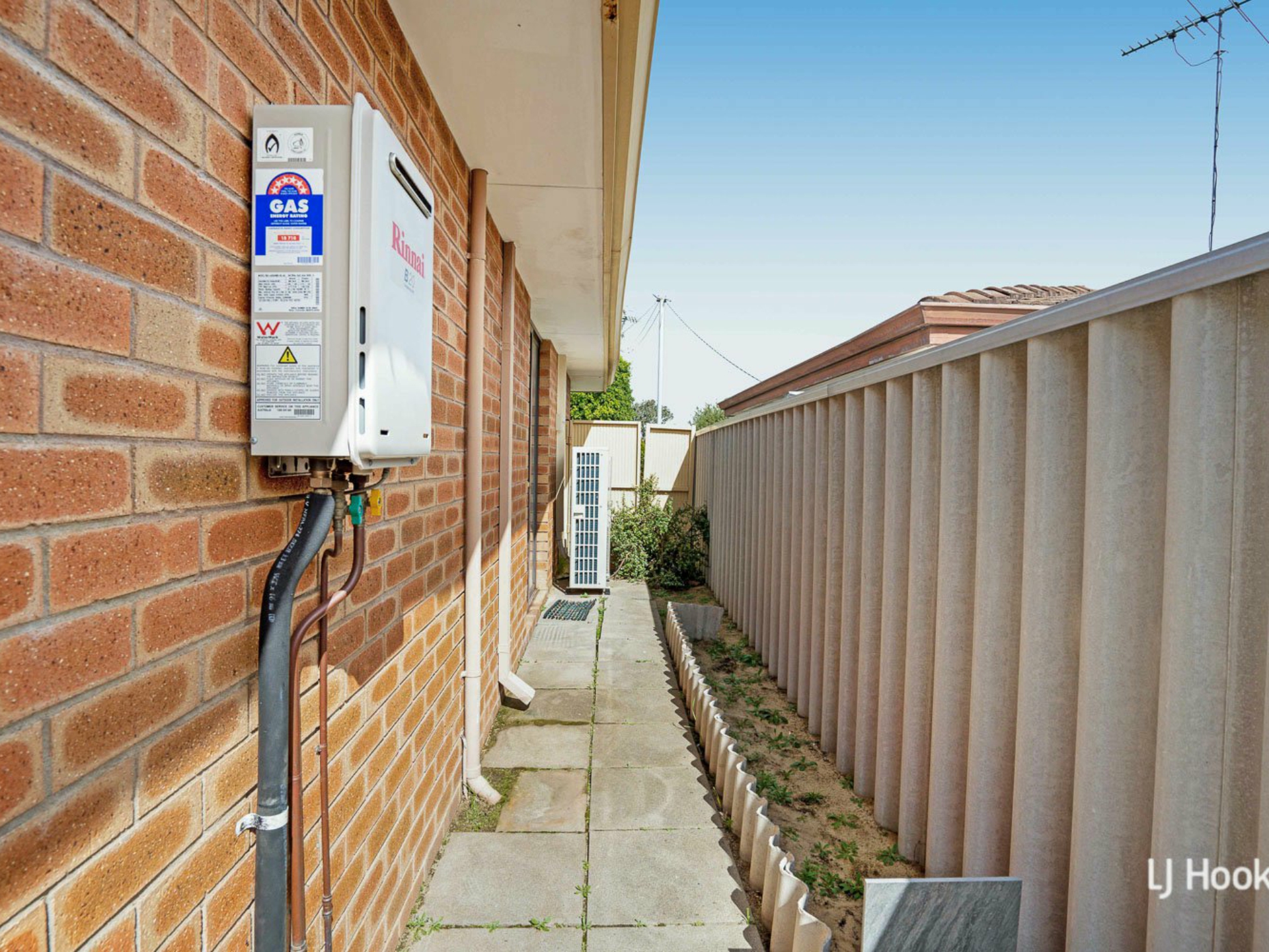35 Gossamer Avenue, MIRRABOOKA