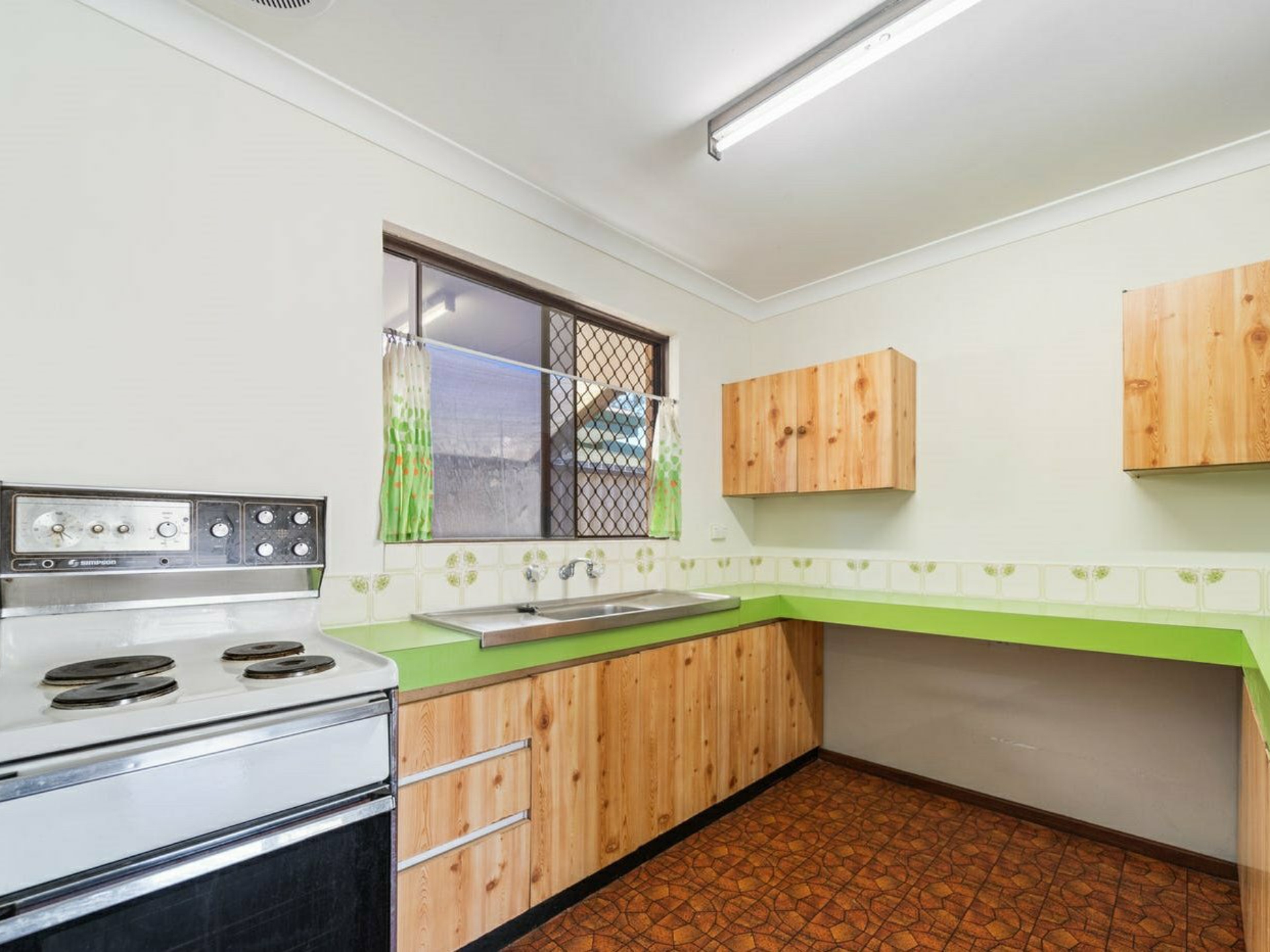 90 Maguire Ave, BEECHBORO