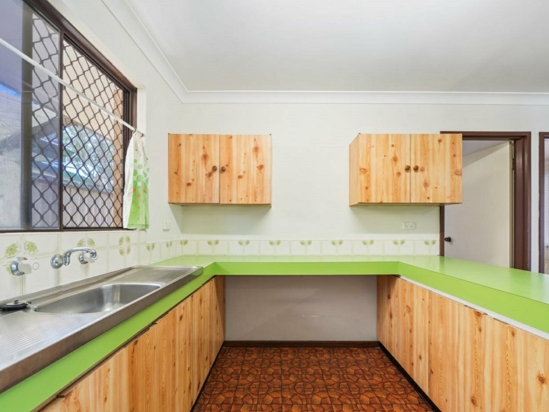90 Maguire Ave, BEECHBORO