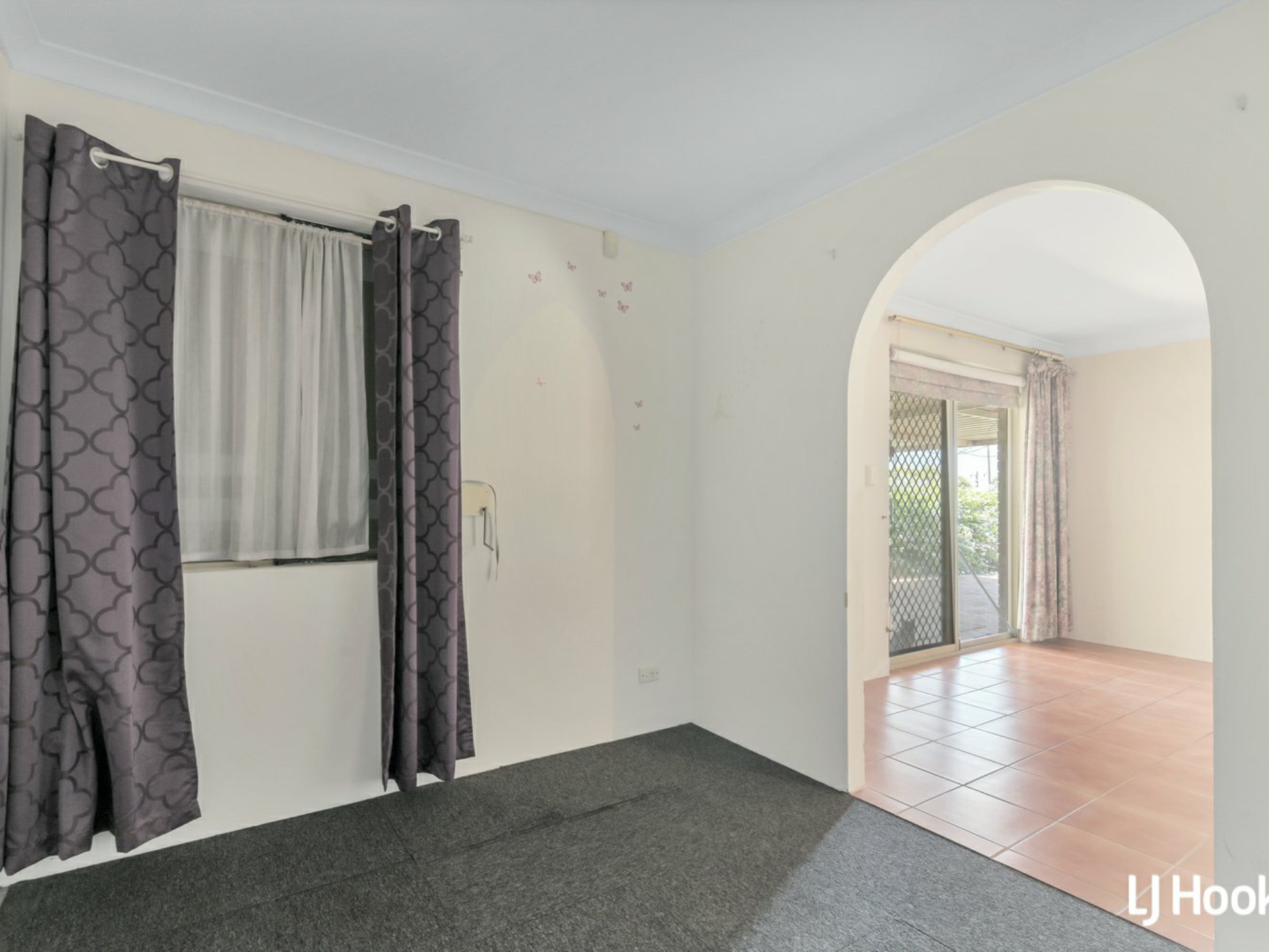 2 Liquidambar Heights, MIRRABOOKA