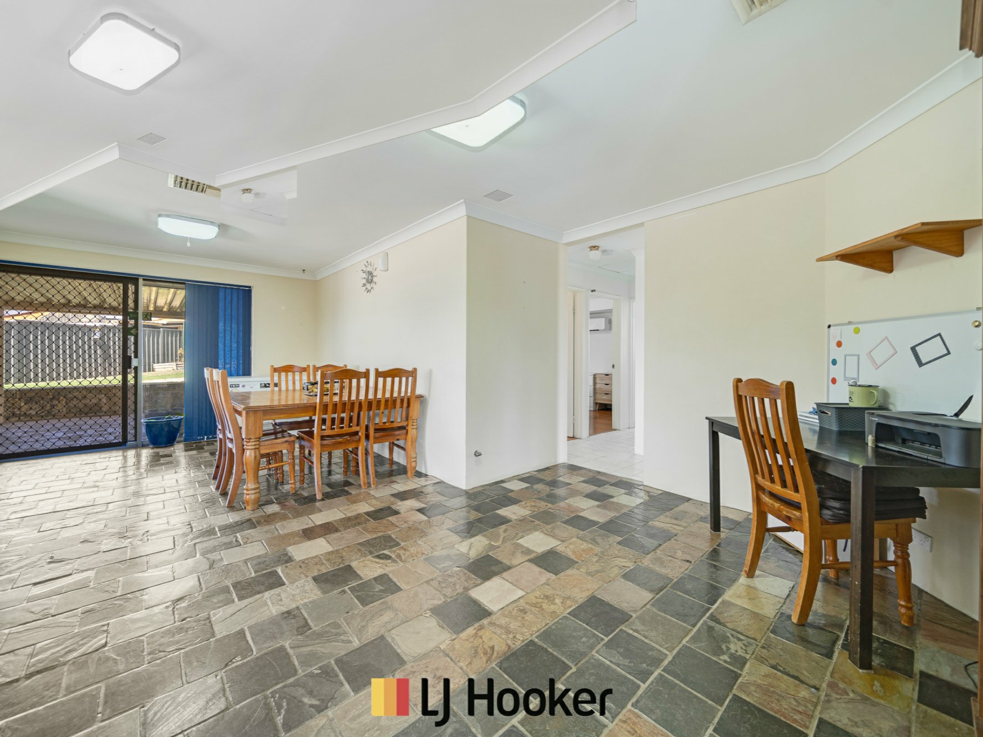 6 Woodbine Terrrace, MIRRABOOKA