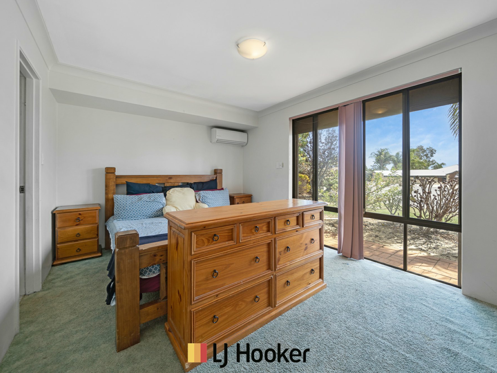 6 Woodbine Terrrace, MIRRABOOKA