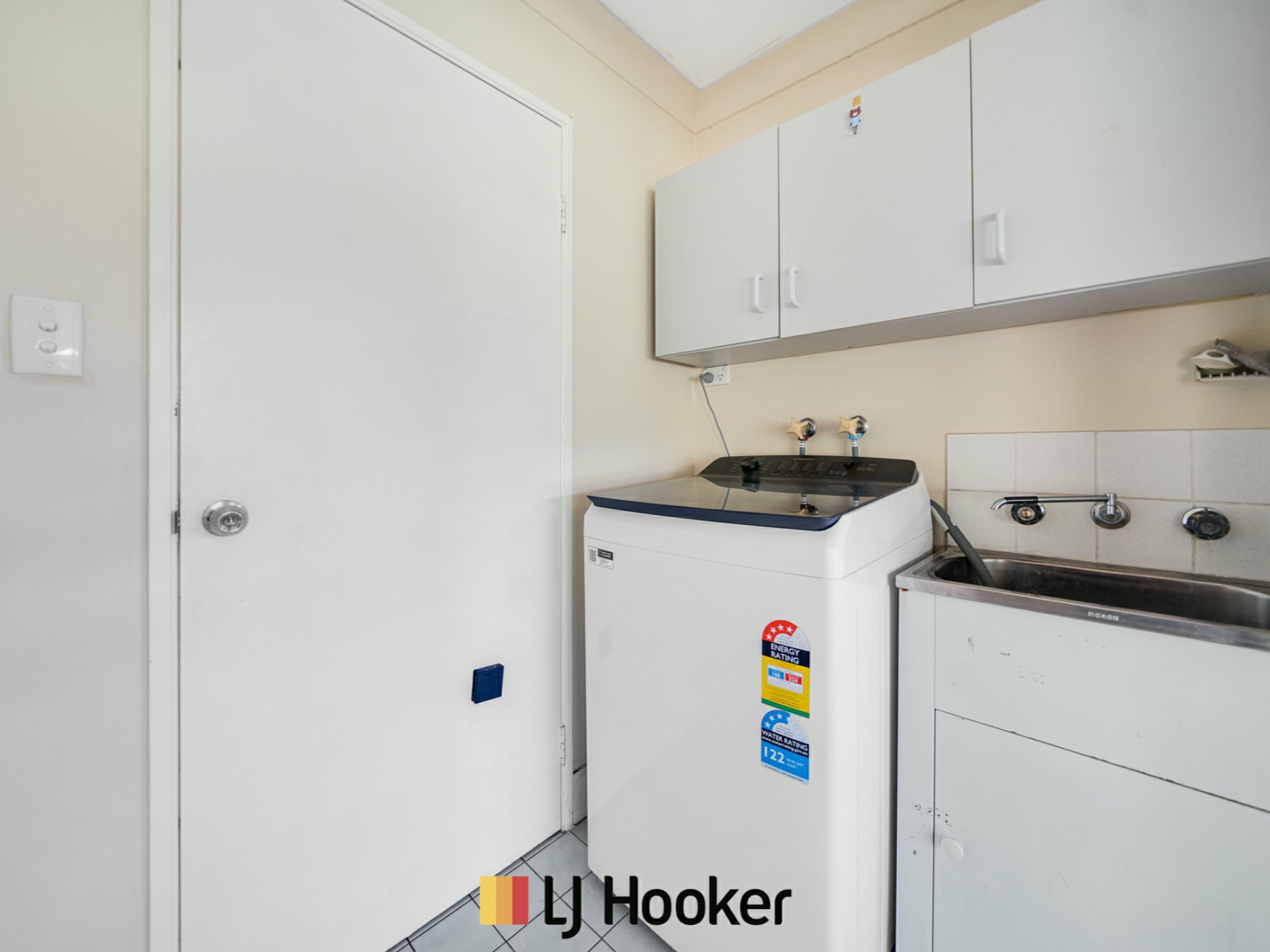 6 Woodbine Terrrace, MIRRABOOKA