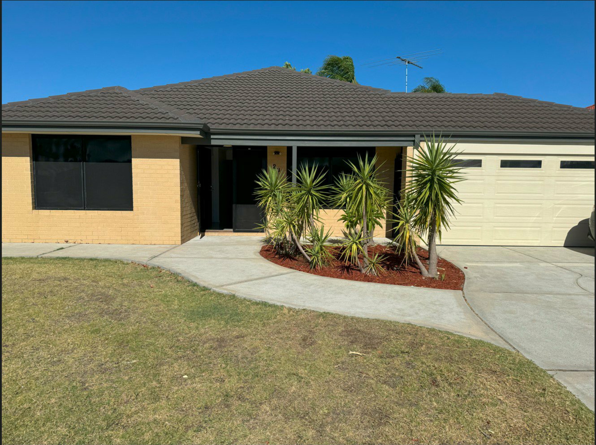 23 James Gilmour Way, DARCH