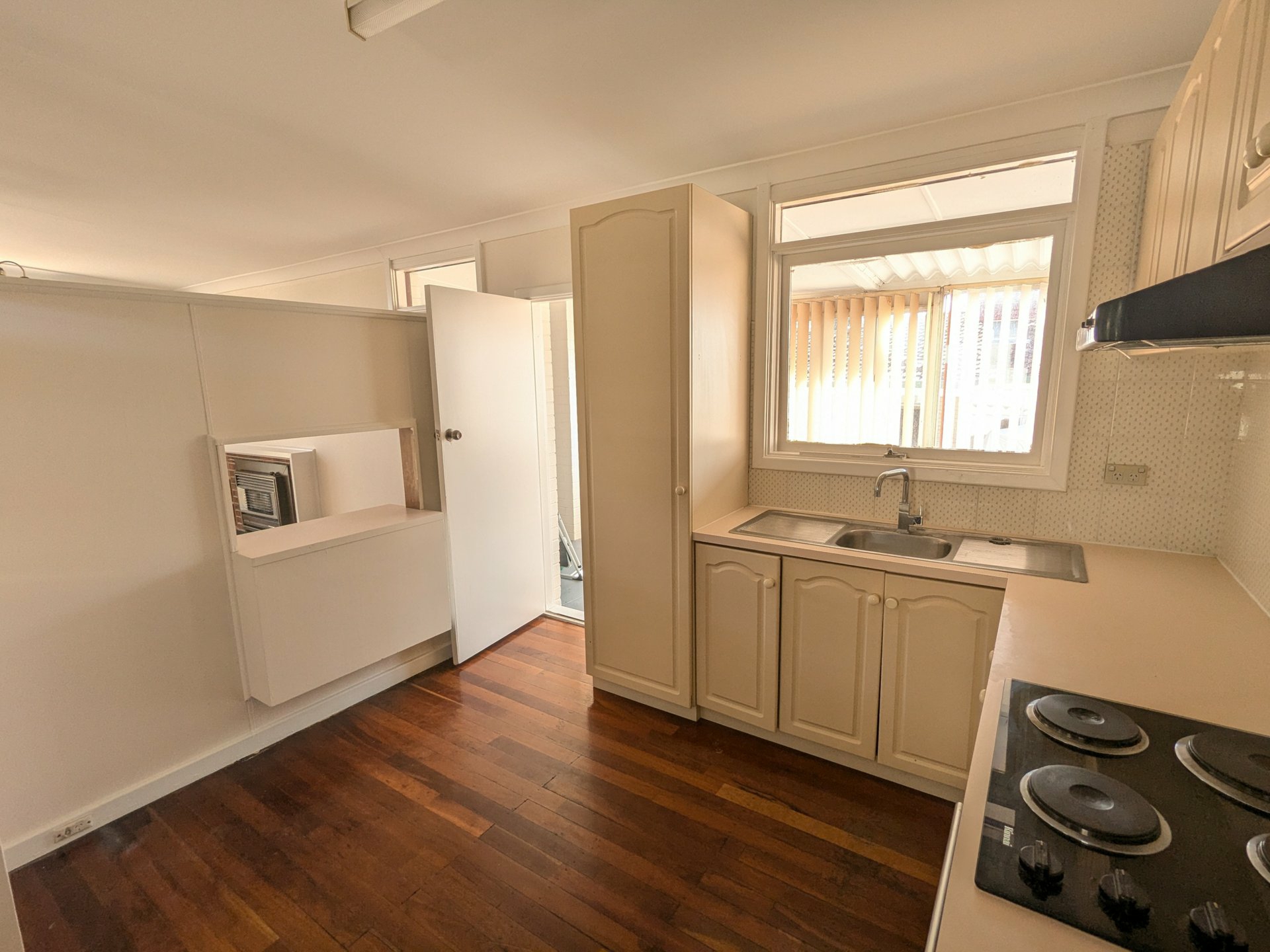 494 Lennard St, DIANELLA