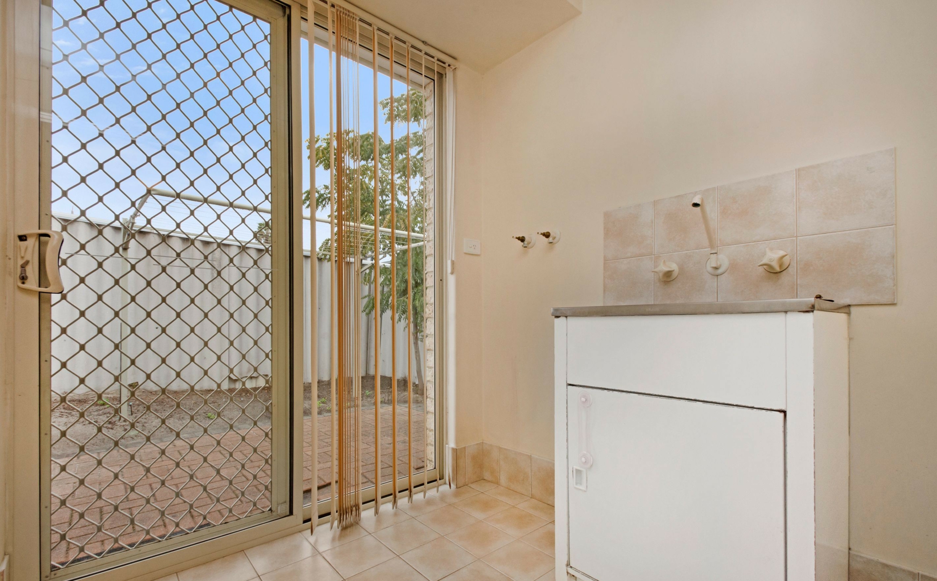 13/14 Everlasting Gardens, MIRRABOOKA