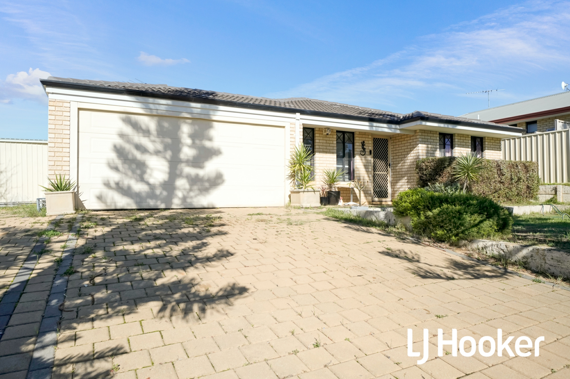 15 Drammen Elbow — photo from LJ Hooker Mirrabooka