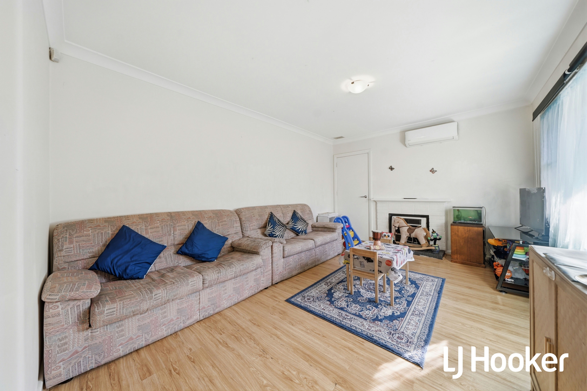 5 Mentone Road — photo 2 of 25
