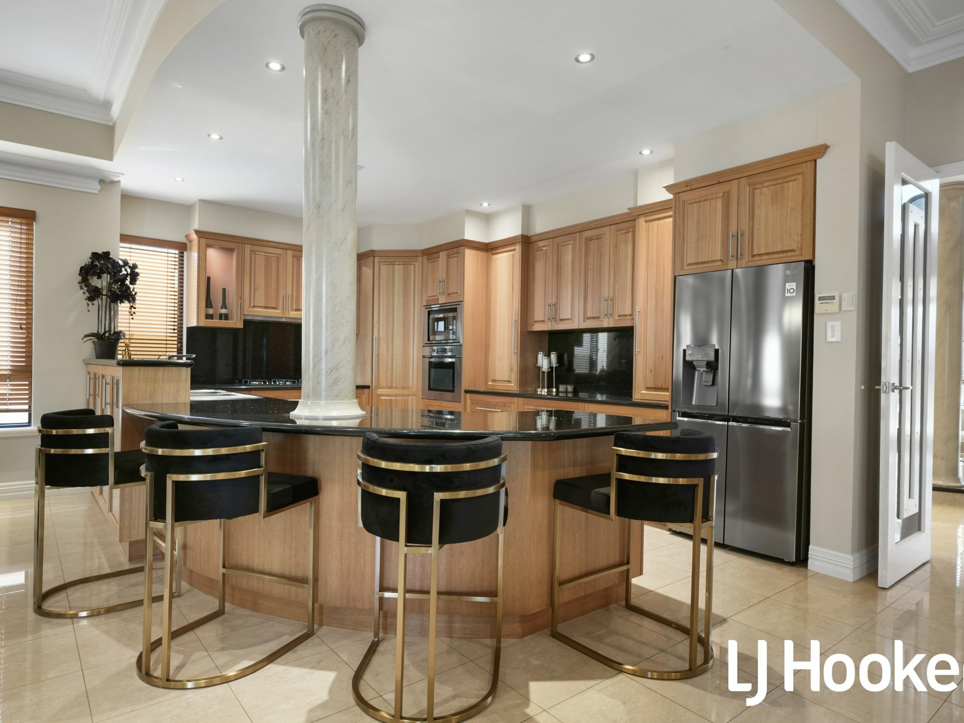 23 Cherrywood Ave — photo 10 of 27