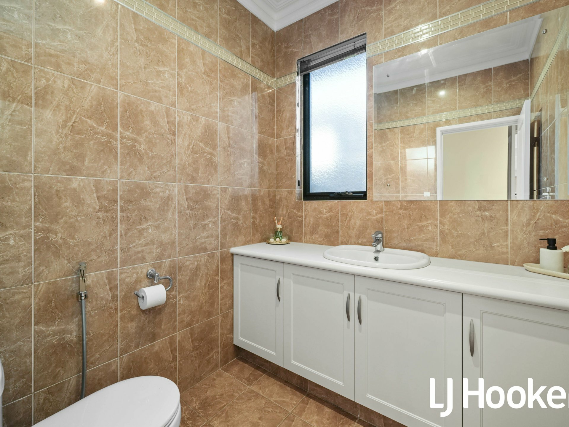 23 Cherrywood Ave — photo 14 of 27