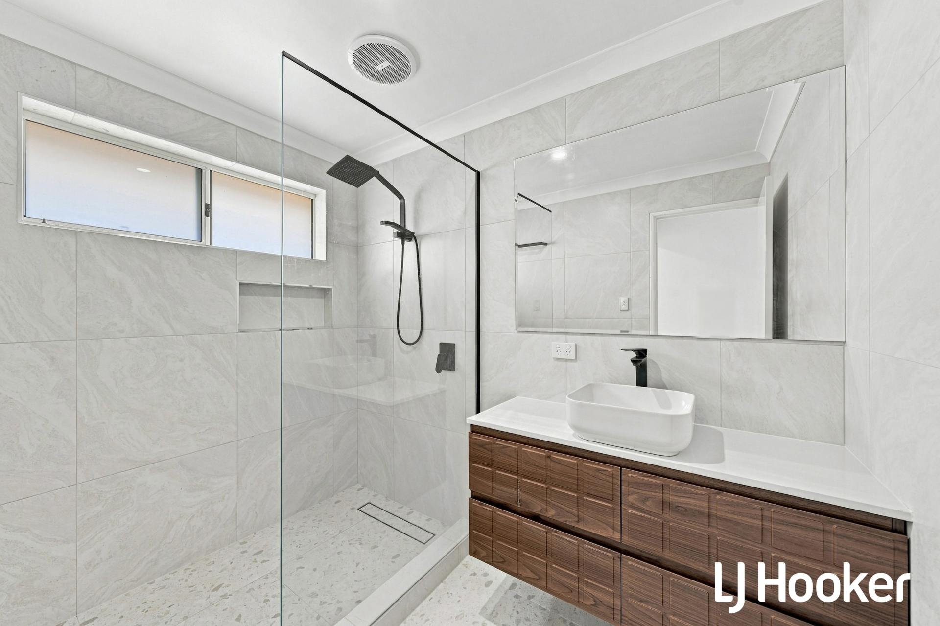 24 Bradburn Street — photo 9 of 26