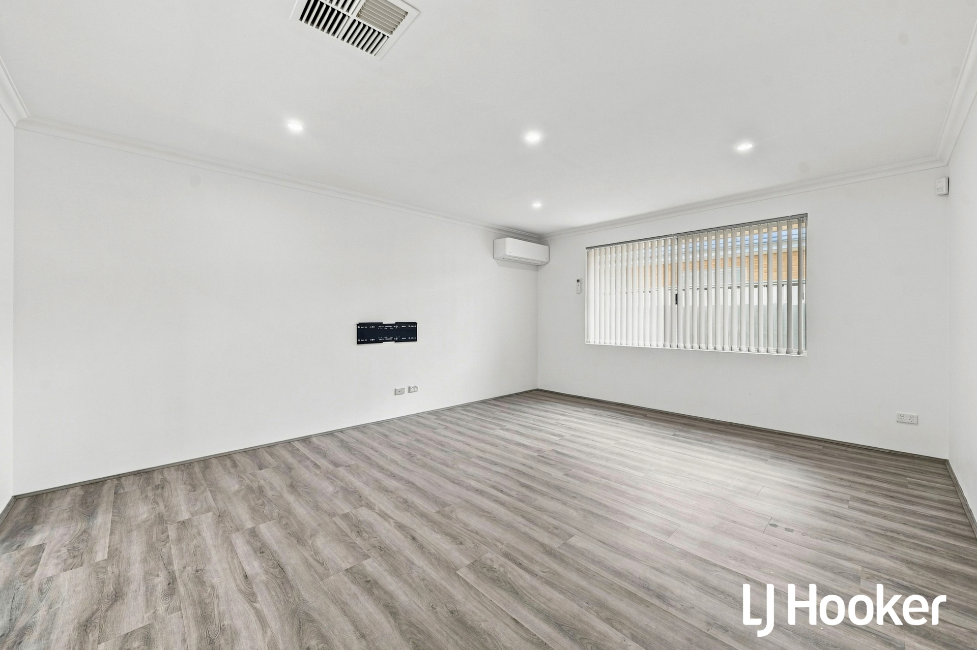 24 Bradburn Street — photo 11 of 26