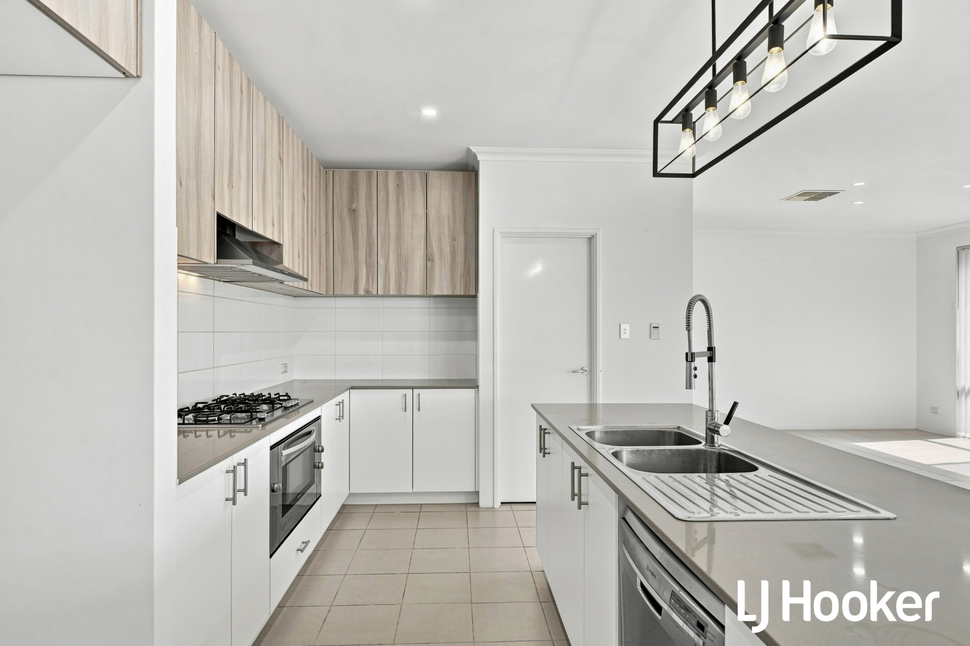 24 Bradburn Street — photo 16 of 26