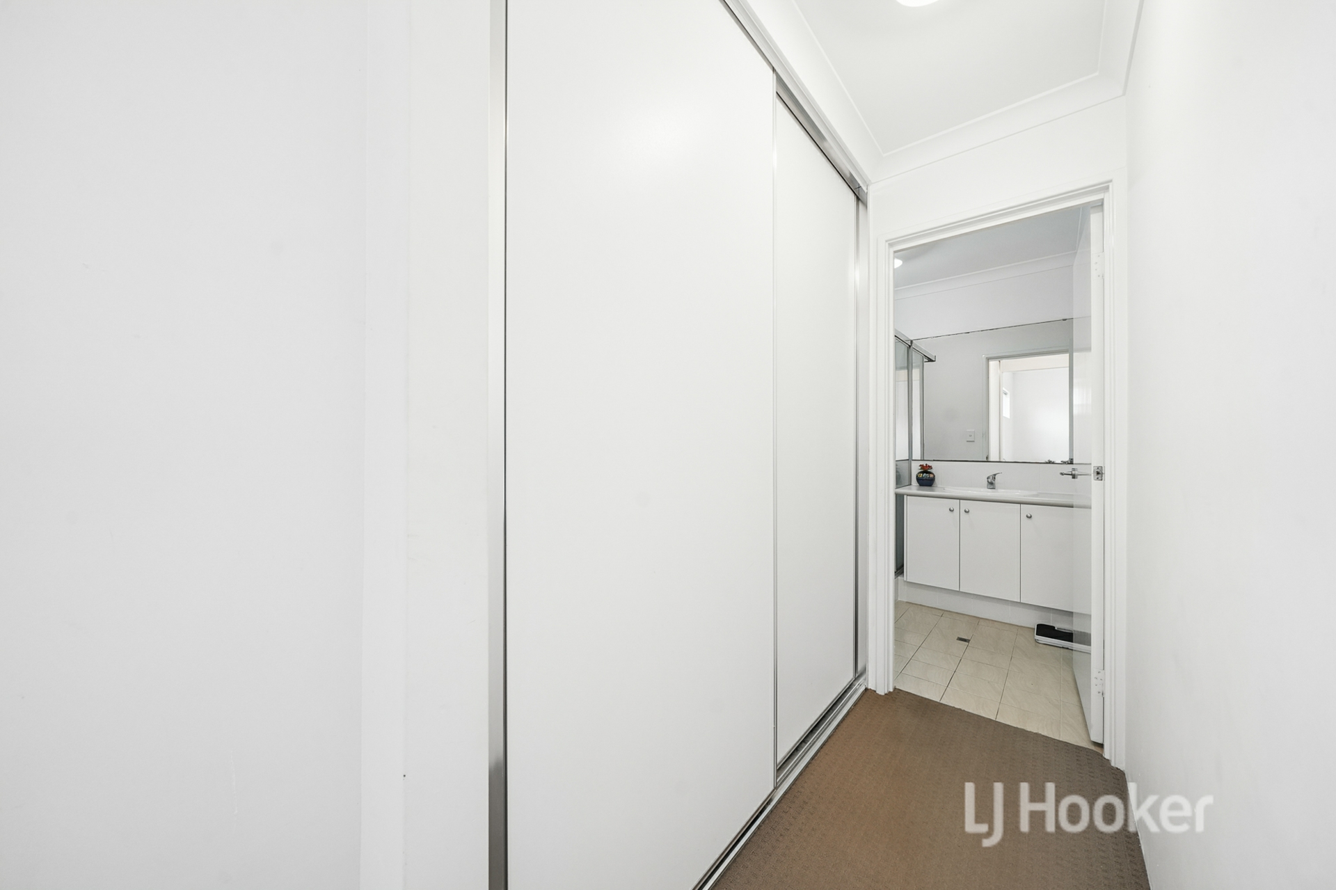 29B Keeble Way — photo 18 of 30